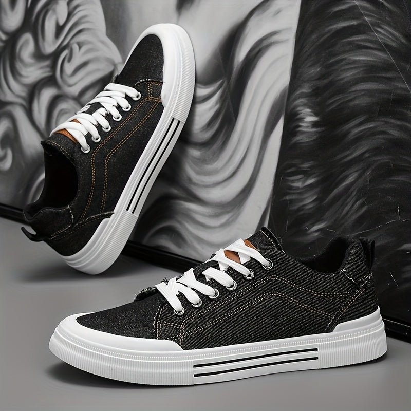 Men's Canvas Low-Top Sneakers Casual All-Season Lace-Up Solid Color