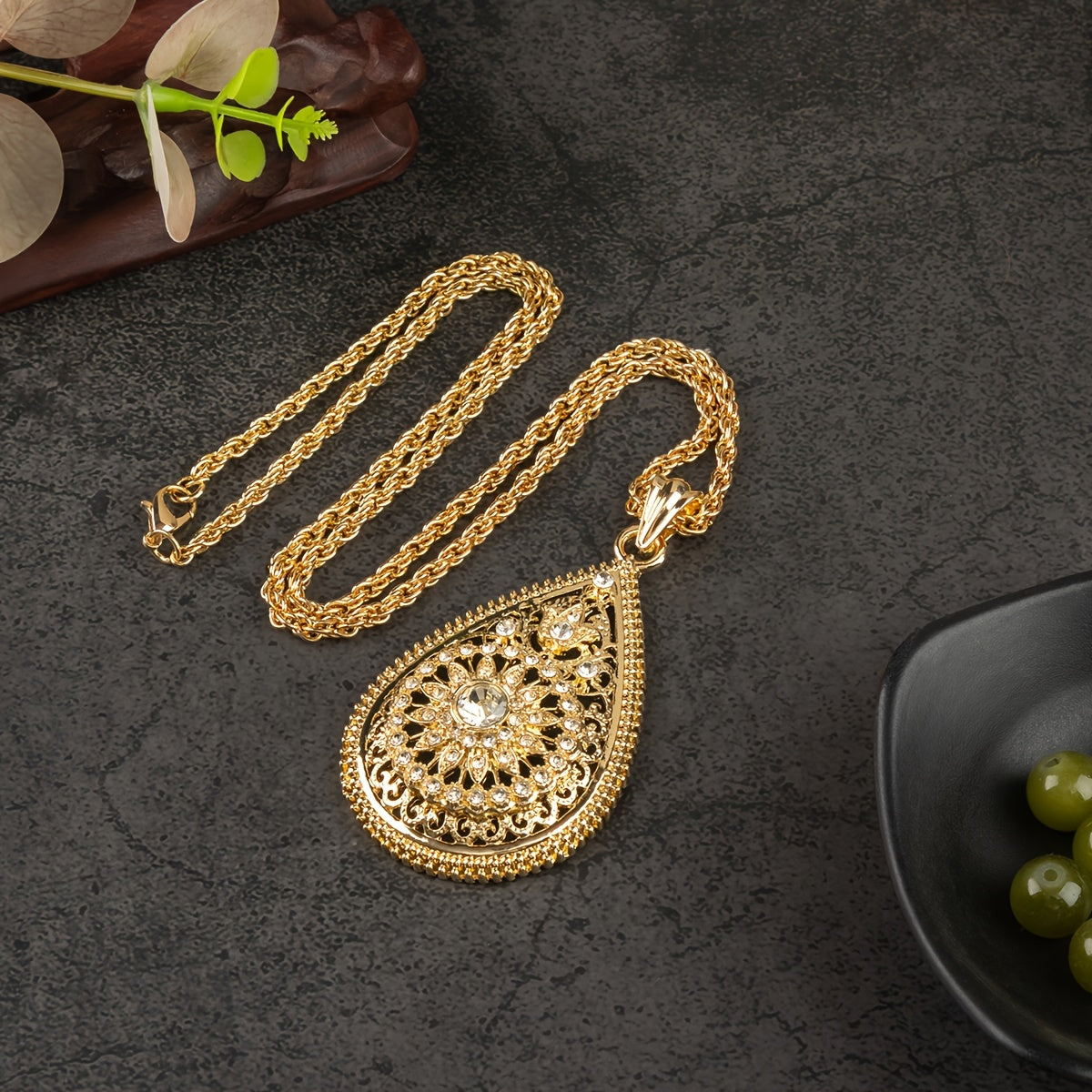 Antique Moroccan-Inspired Gold-Plated Pendant Necklace Hollow Carved Jewelry for Weddings and Events