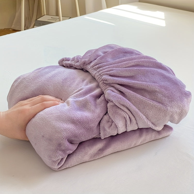 Reversible Milk Velvet Fitted Sheet with Elastic All-Around, Machine Washable, Thick and Comfortable