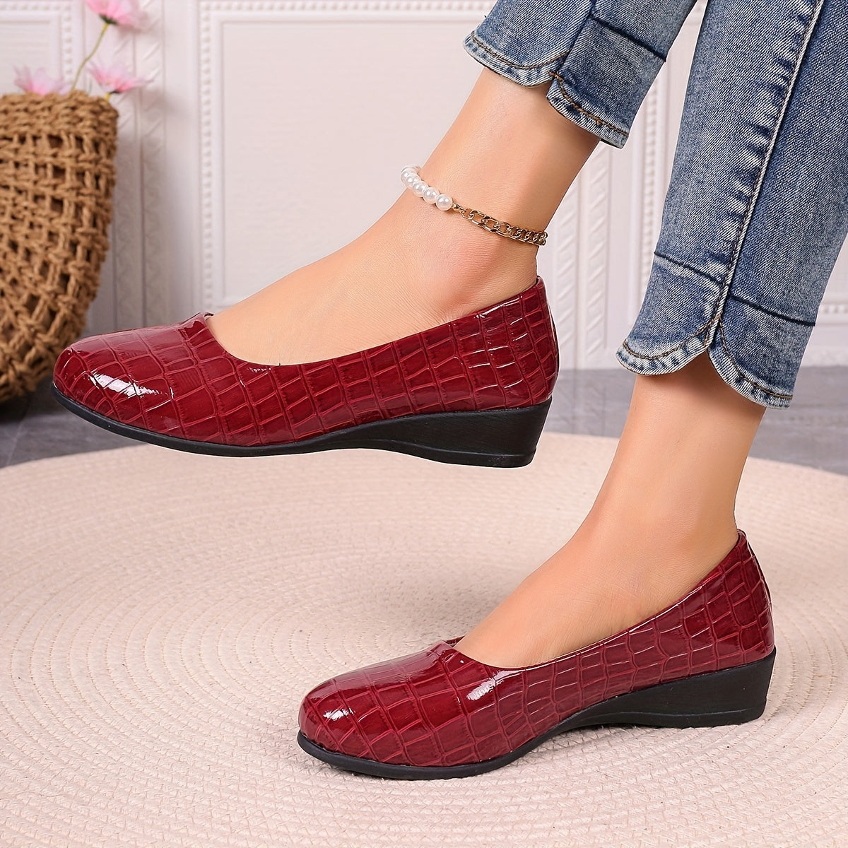 Women’s Plaid Lightweight Soft Sole Ballet Flats with Glitter Embellishment