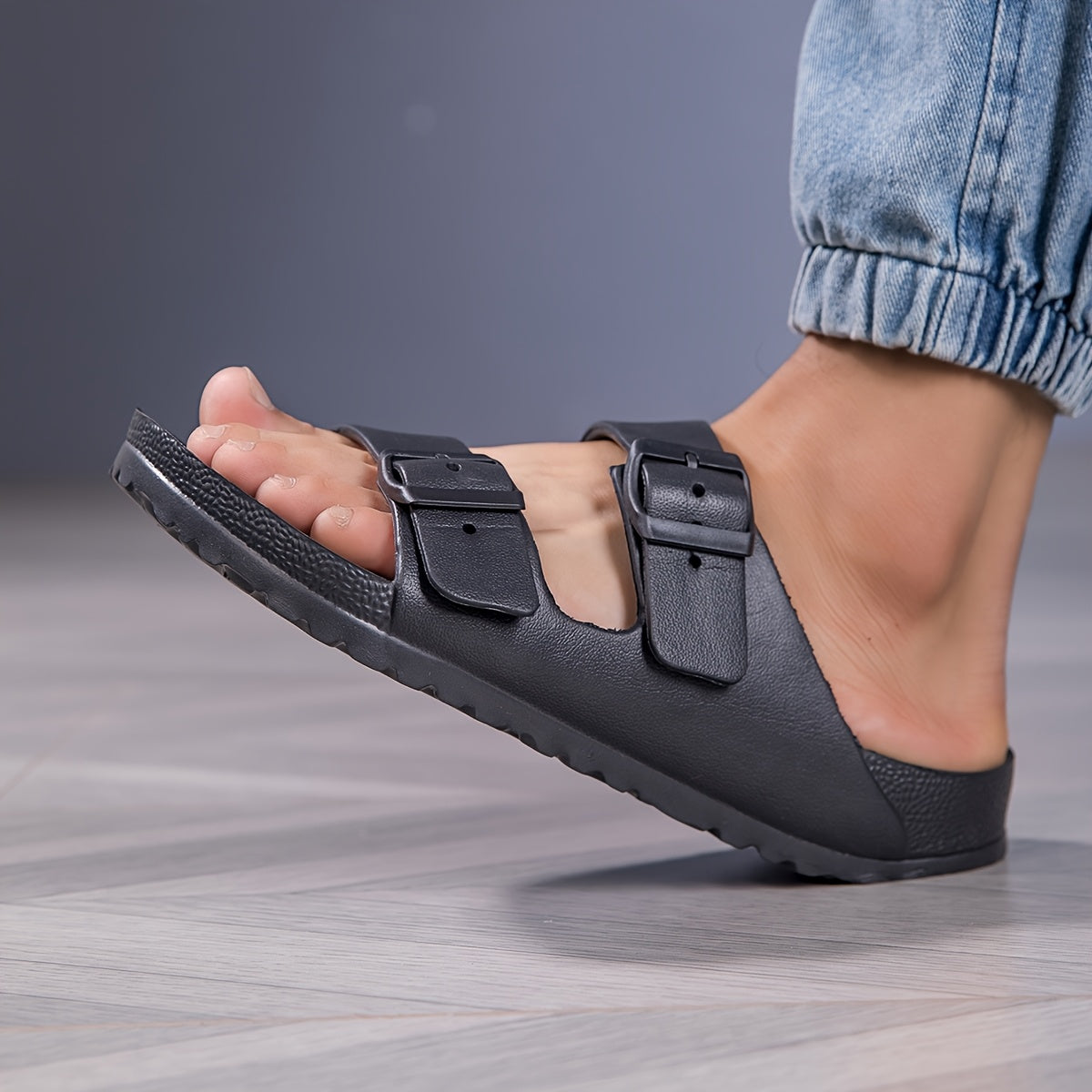 Ayollar uchun sozlanadigan tokchali tashqi flip-floplar, kundalik ichki va plyaj flip-floplari