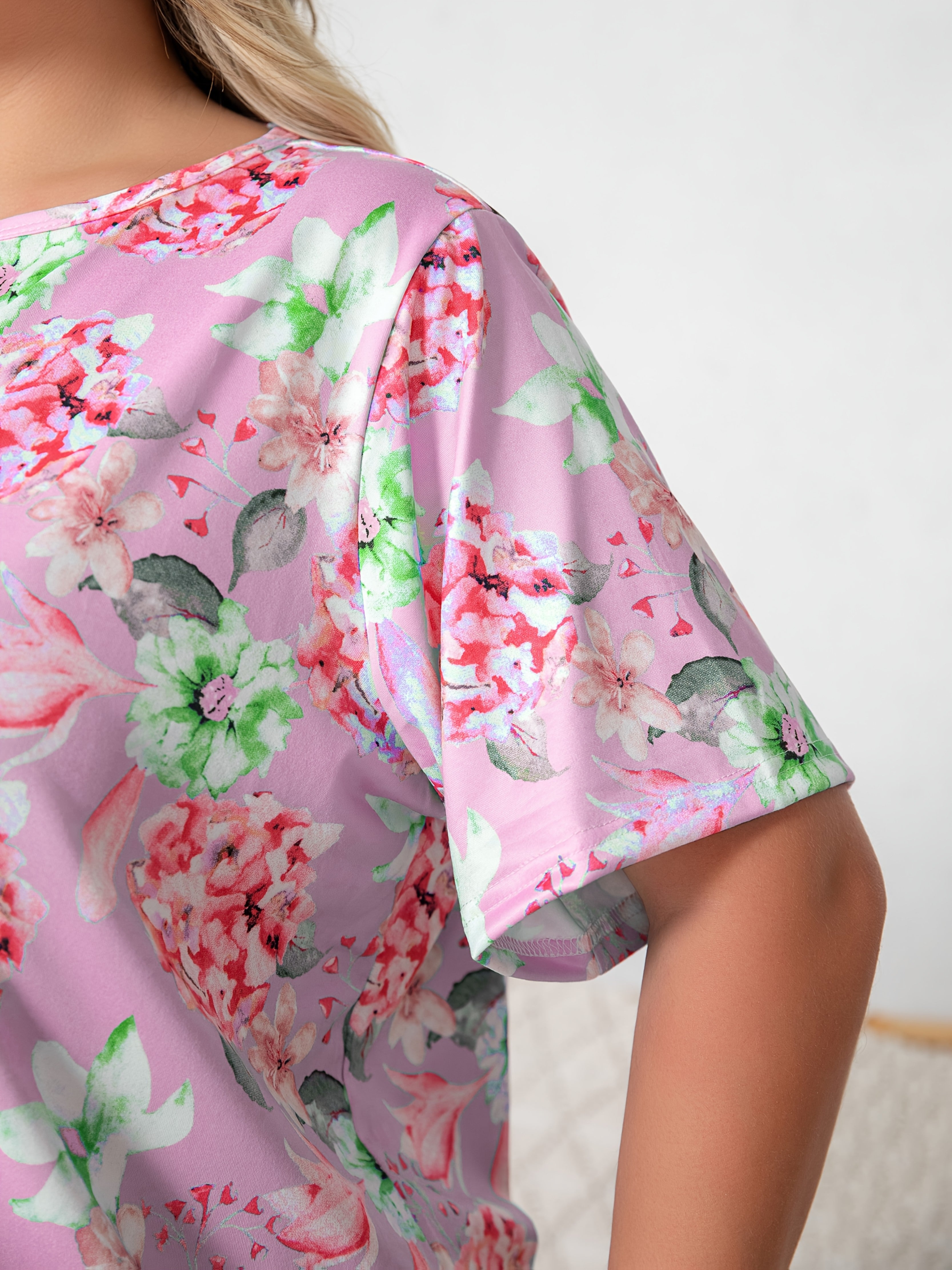 Women's Floral Print Pajama Set with Shorts and Seven-Eighth Pants