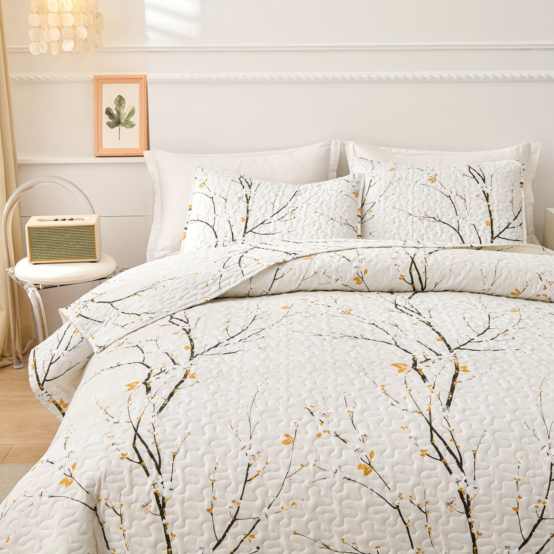 Elegant Plum Blossom Bedding Set 3 Pieces Quilt and Pillowcases Breathable Soft for All Seasons