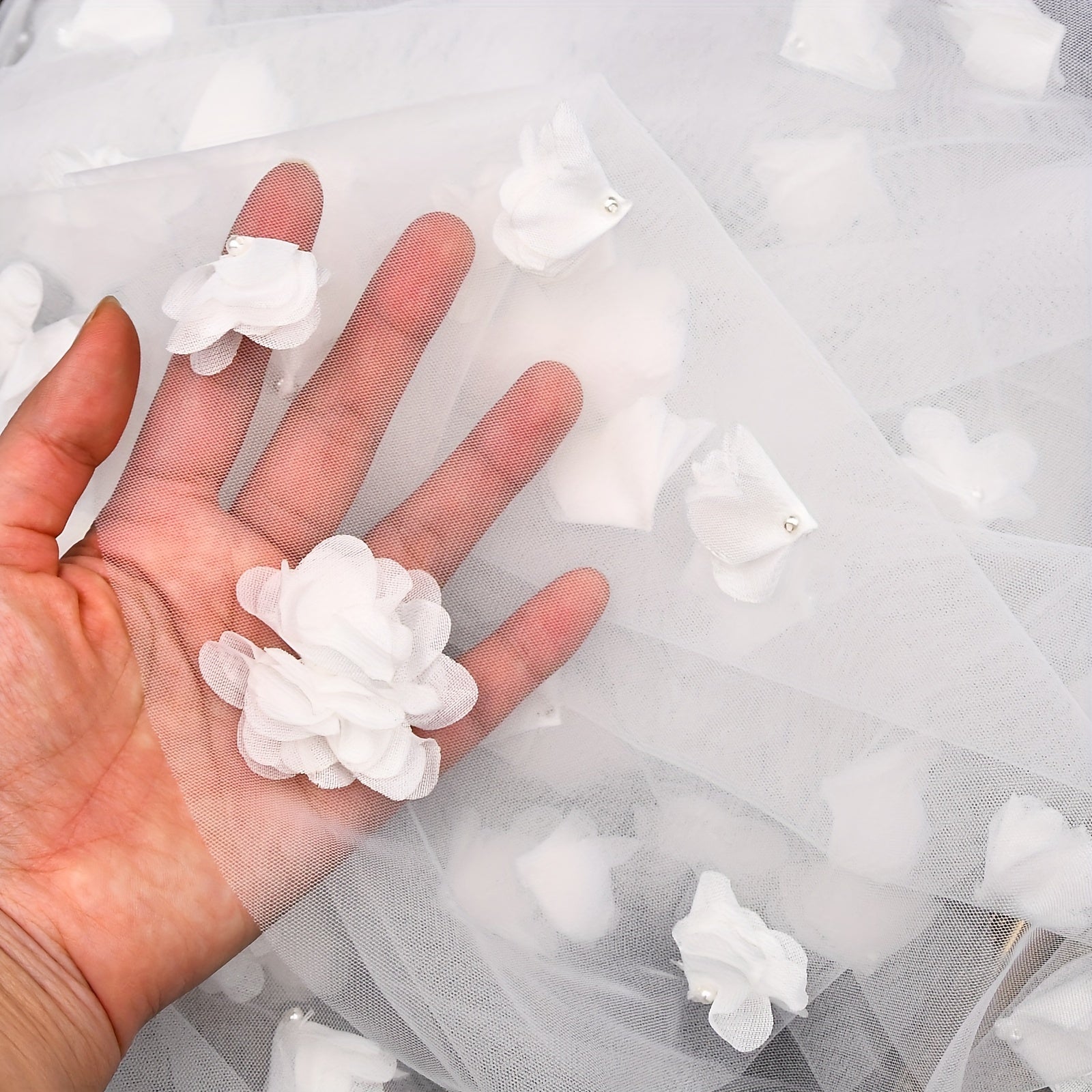 Elegant Bridal Veil 1.2m Long Single Layer with 3D Floral Design and Comb