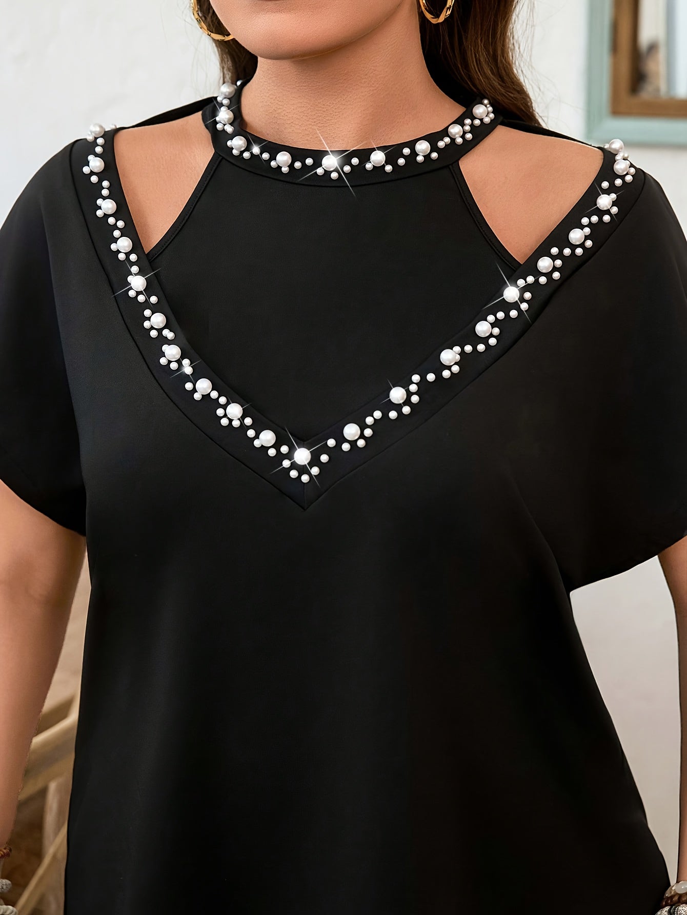 Plus Size Women's Pink Pearl Embellished Casual T-Shirt