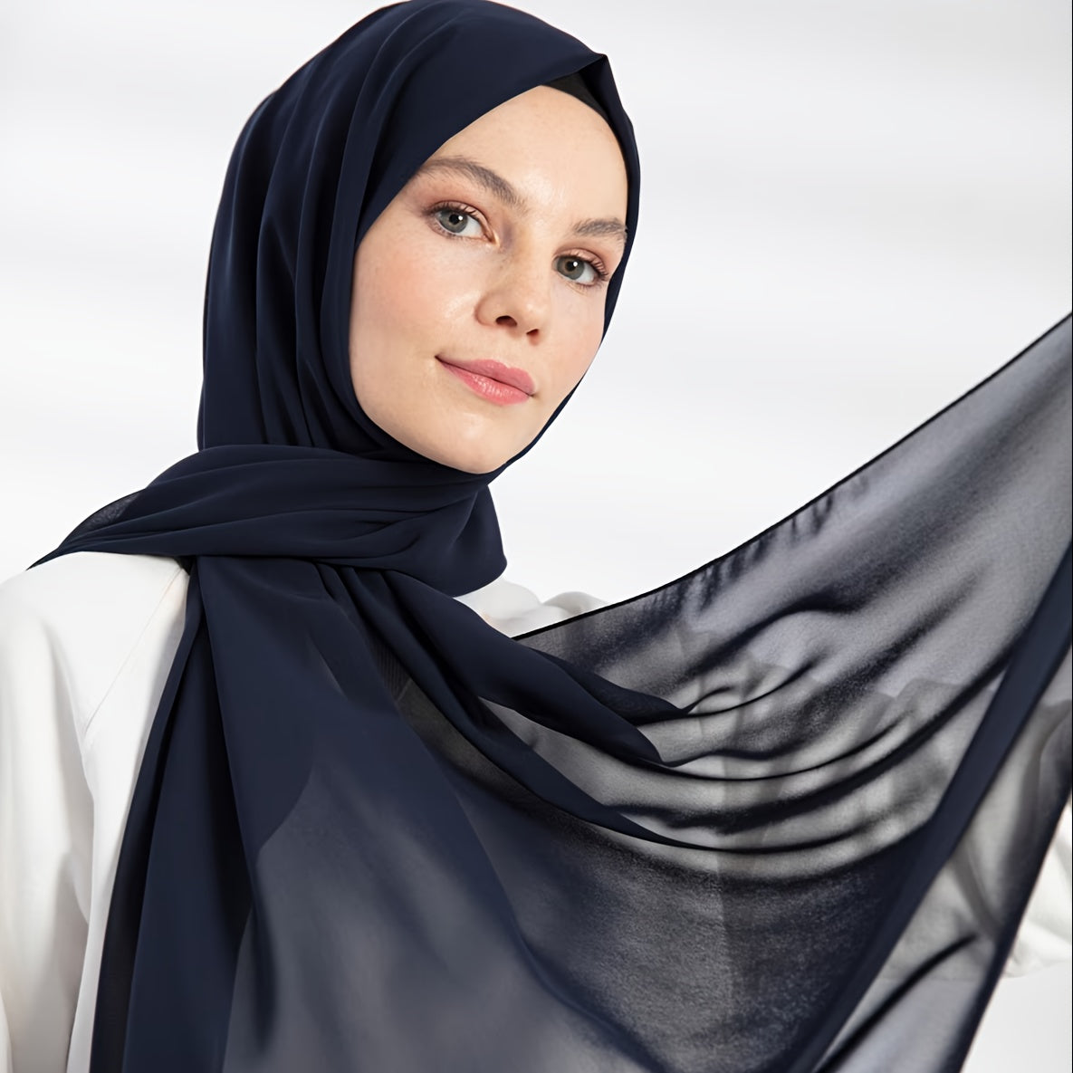 Women's Solid Color Chiffon Scarf - Lightweight and Breathable, Elegant and Simple Style, Windproof and Sun Protection Shawl