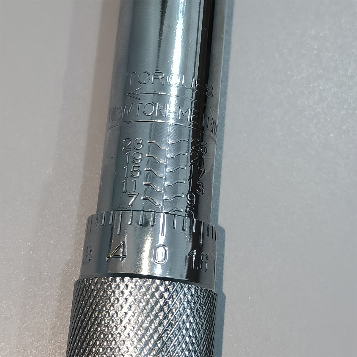 Automobile Torque Wrench Set with Adjustable Drive Sizes 1/4 3/8 1/2 Inch