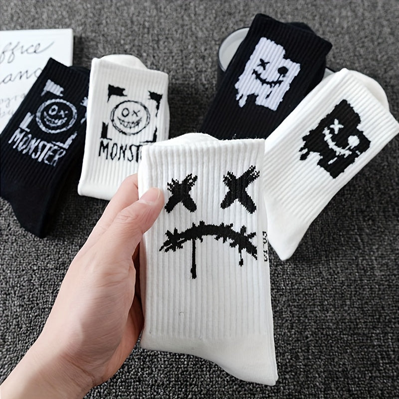 Men's Black and White Graffiti Pattern Crew Socks 5 Pairs Breathable Comfortable All Seasons