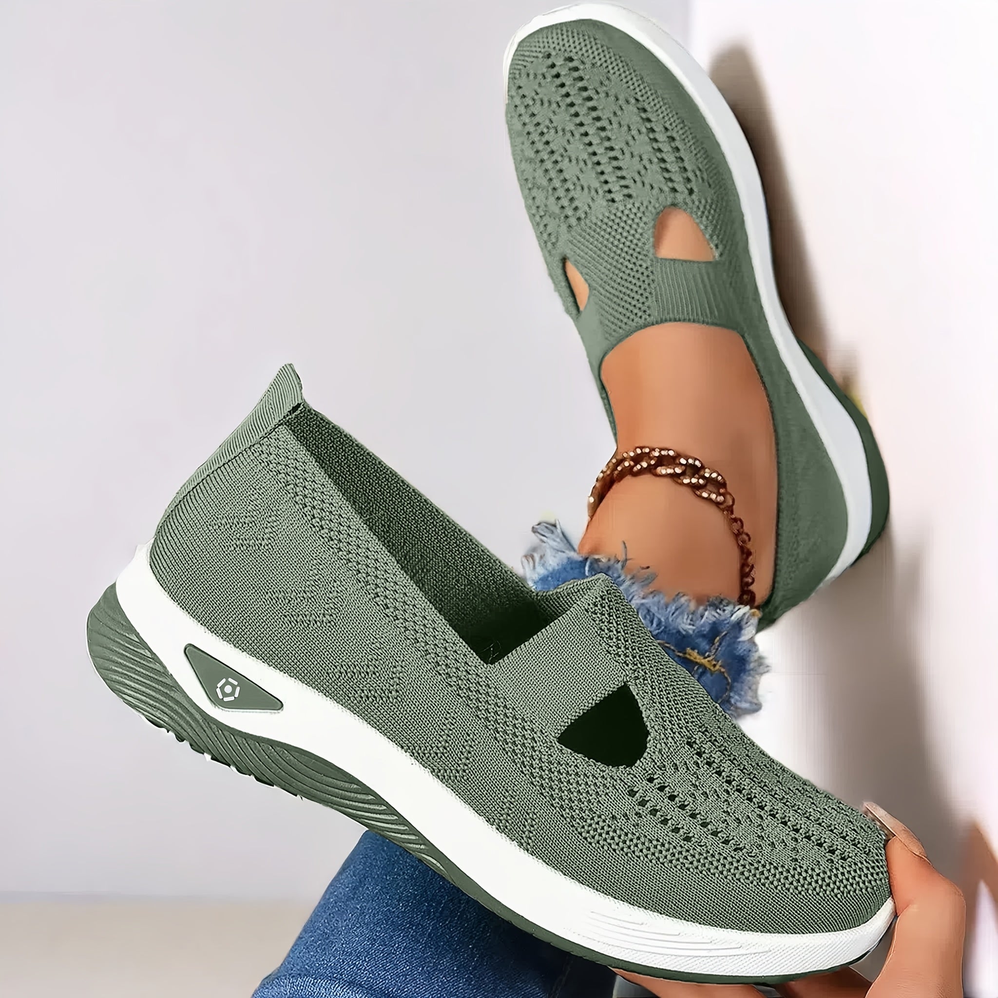 Women's Breathable Fabric Sneakers with Cross-Border Lace-Up and Low Top Design