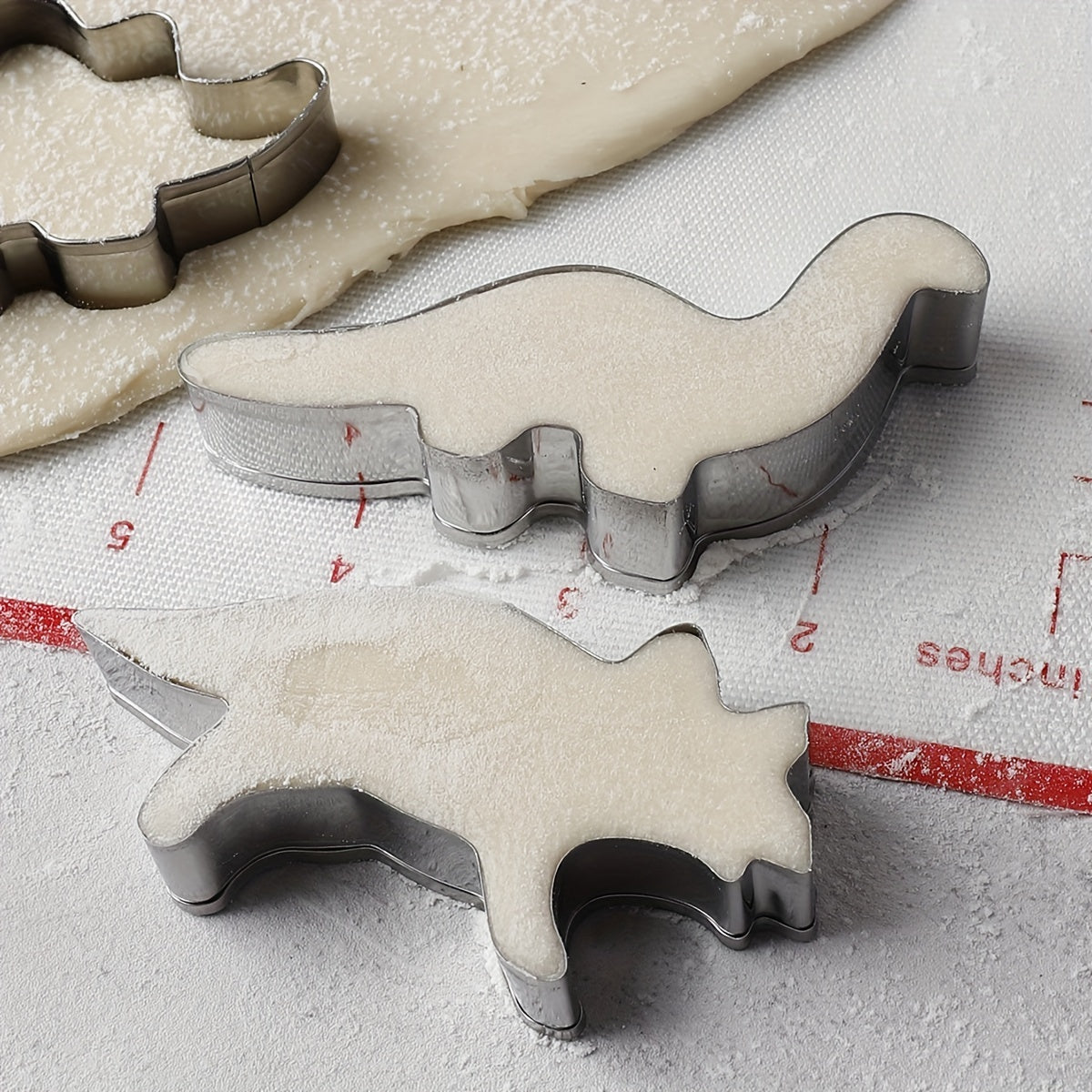 Set of 8 Dinosaur-Shaped Stainless Steel Cookie Cutters for Baking Pastries and Biscuits