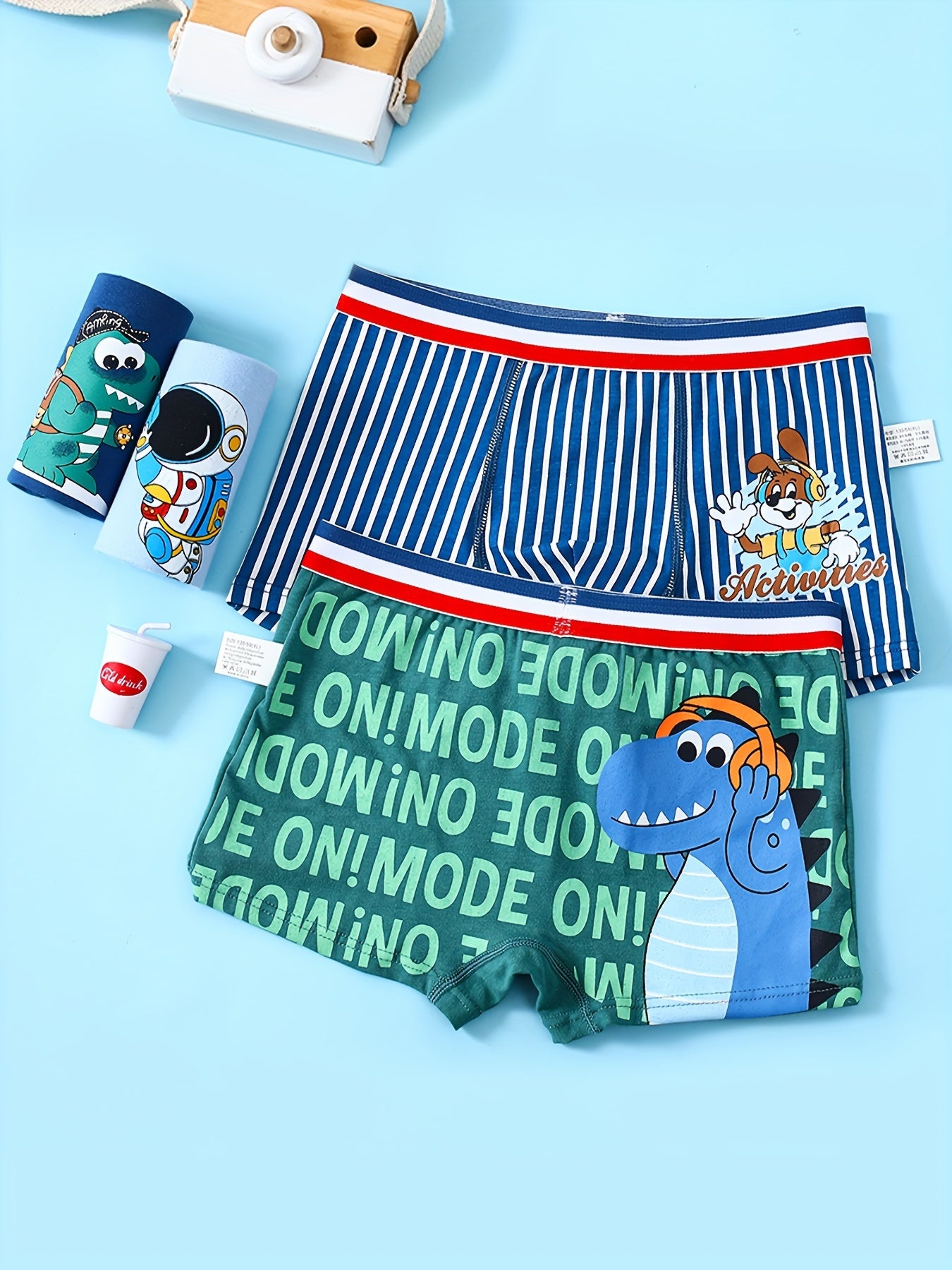 Conjunto de 4 calzoncillos bóxer de algodón para niños con estampados de astronauta y dinosaurio, transpirables, elásticos y aptos para todas las estaciones