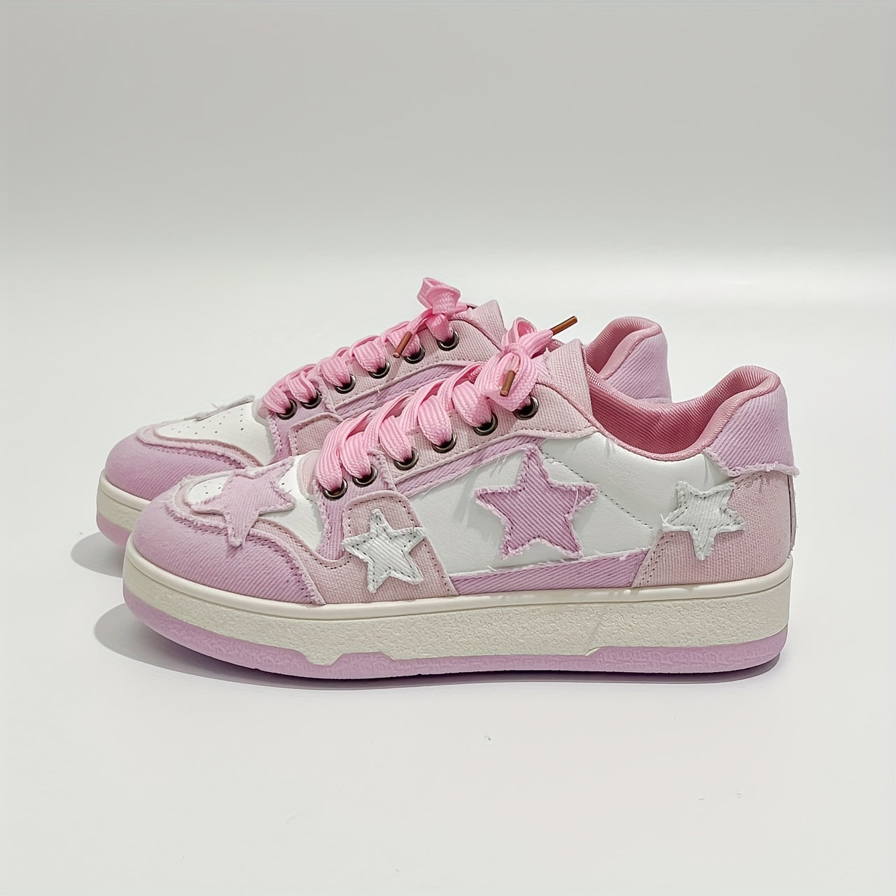 Girls' All-Season Star Pattern Low Top Sneakers Non-Slip Lightweight Durable Shoes