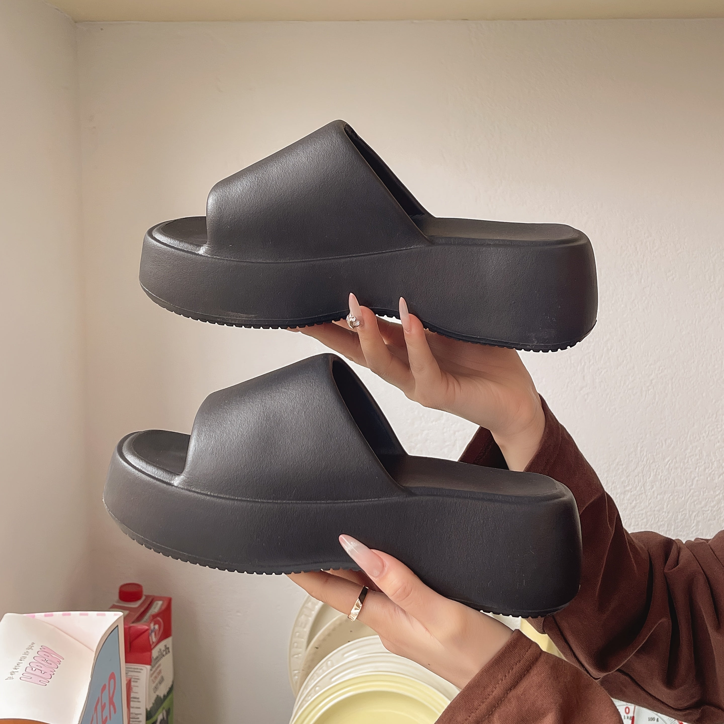 Women's Cloud Slippers Soft EVA Non-Slip Indoor Outdoor Comfort