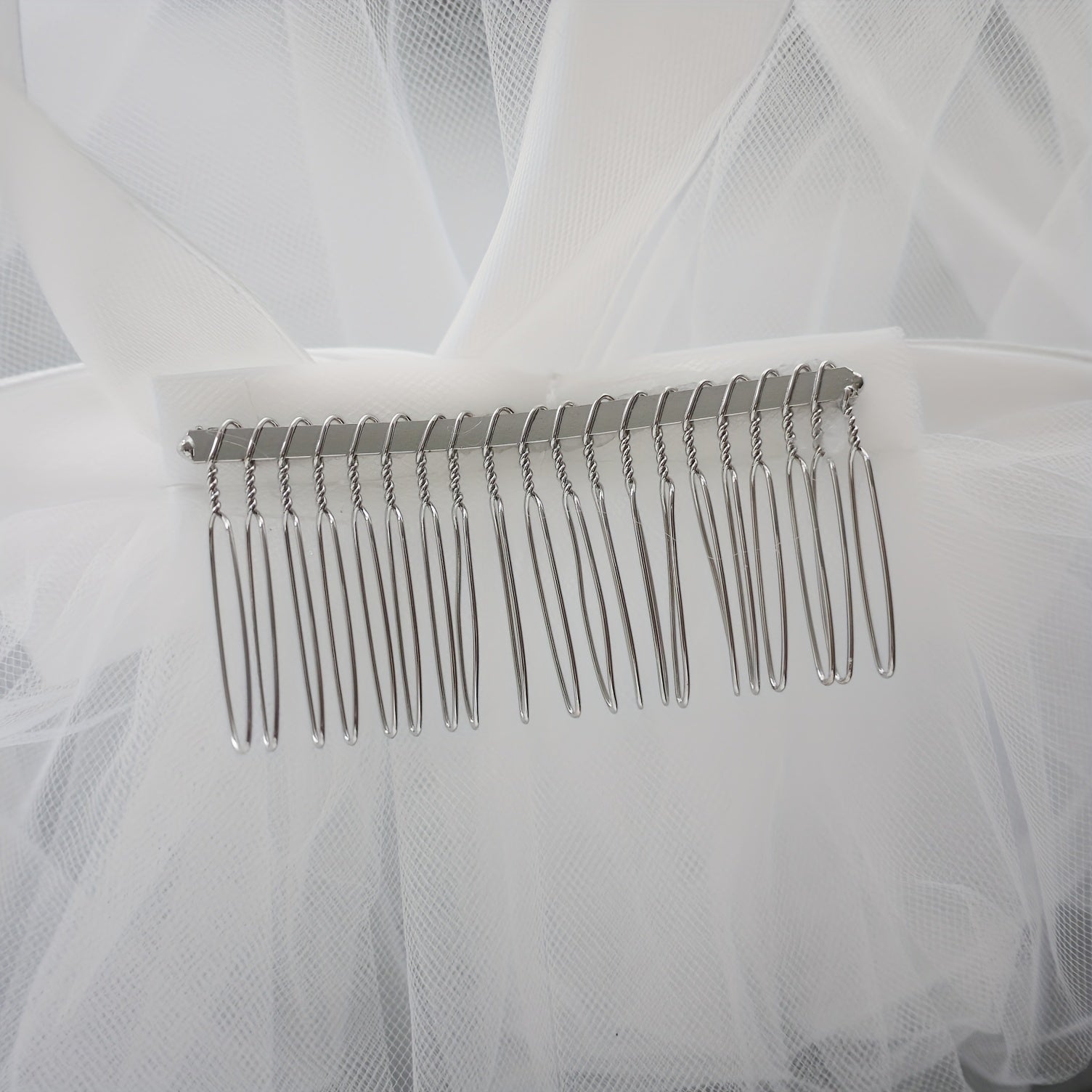 Velo de novia con 2 niveles, lazo de raso con perlas falsas, peineta para novia, borde rizado