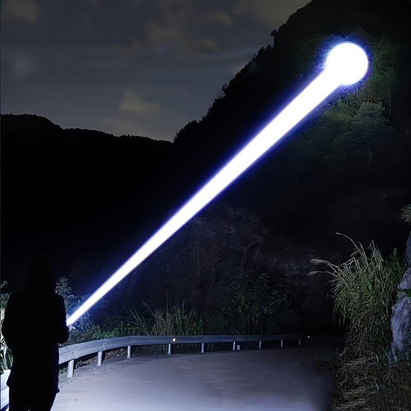 1 dona Taktik LED Chiroq, O'zgaruvchan Zoom bilan, 3 Ta'lim Rejimi, USB Type-C Qayta Zaryadlanadigan, 1200mAh Li-ion Batareya, Suvga chidamli emas, USB Kabelni o'z ichiga oladi, Tashqi Ishlar uchun Portativ Yoritish