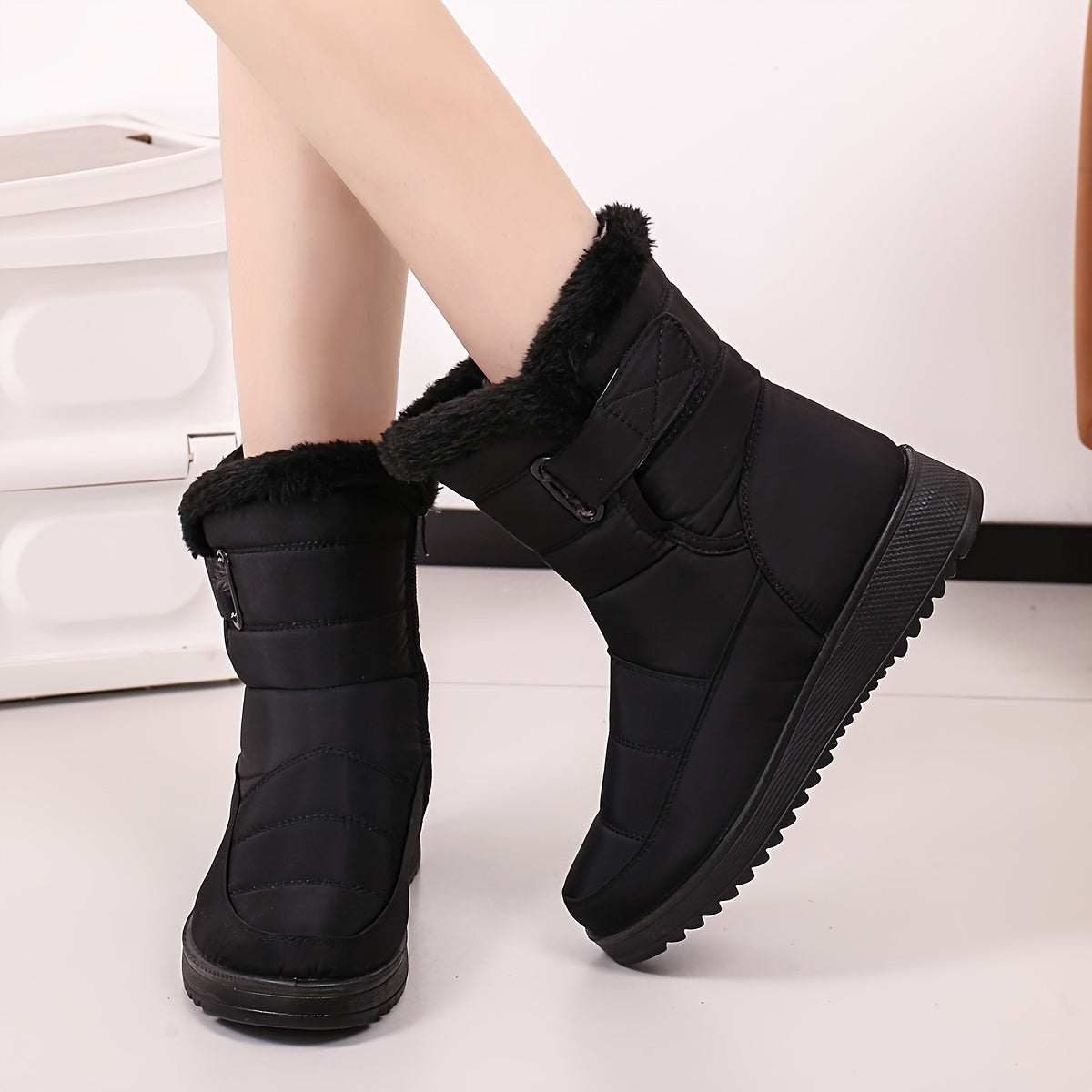 Women's Mid-Calf Winter Boots Faux Fur Lined Black Snow Boots