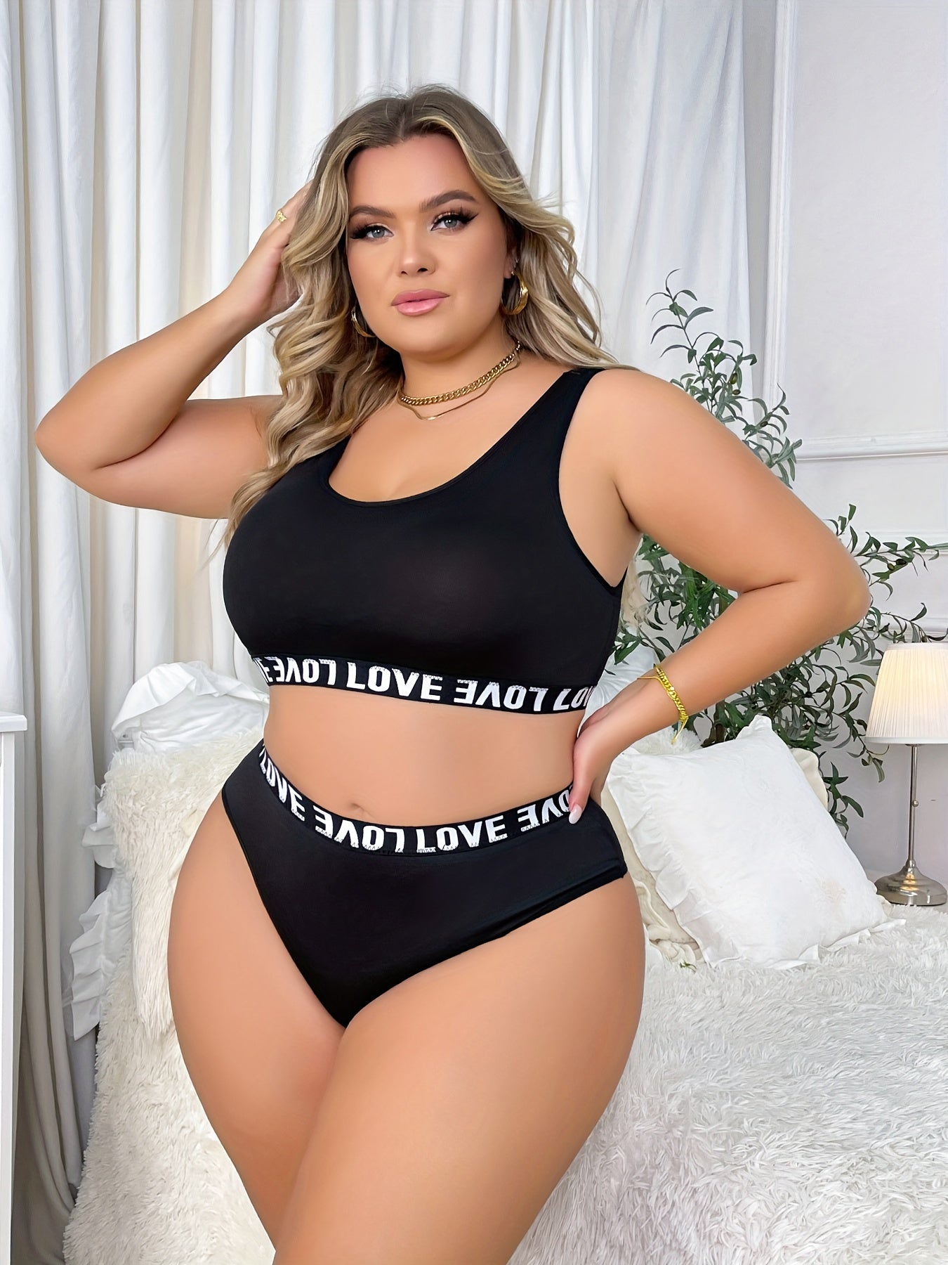 Women's Plus Size Seamless Lingerie Set with Contrast Letter Tape Polyester