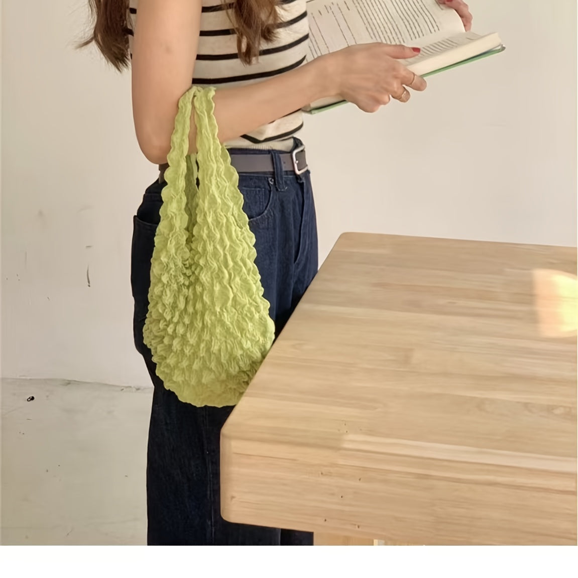 Qayta ishlatiladigan Sehrli Cho'ziladigan Sumka 1 dona - Katta Hajm, Ko'p Maqsadli, Egiluvchan va Portativ Oziq-ovqat Sumkasi - Har kuni foydalanish va sovg'a berish uchun ideal