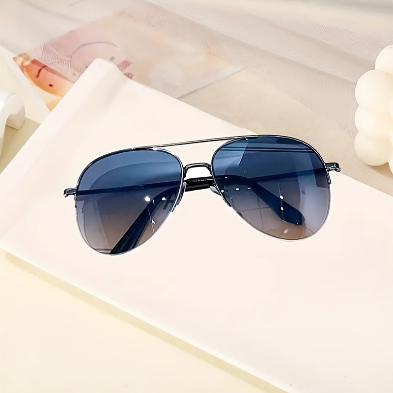 Unisex Gradient Sunglasses Large Frames Anti-glare Coating Fashionable