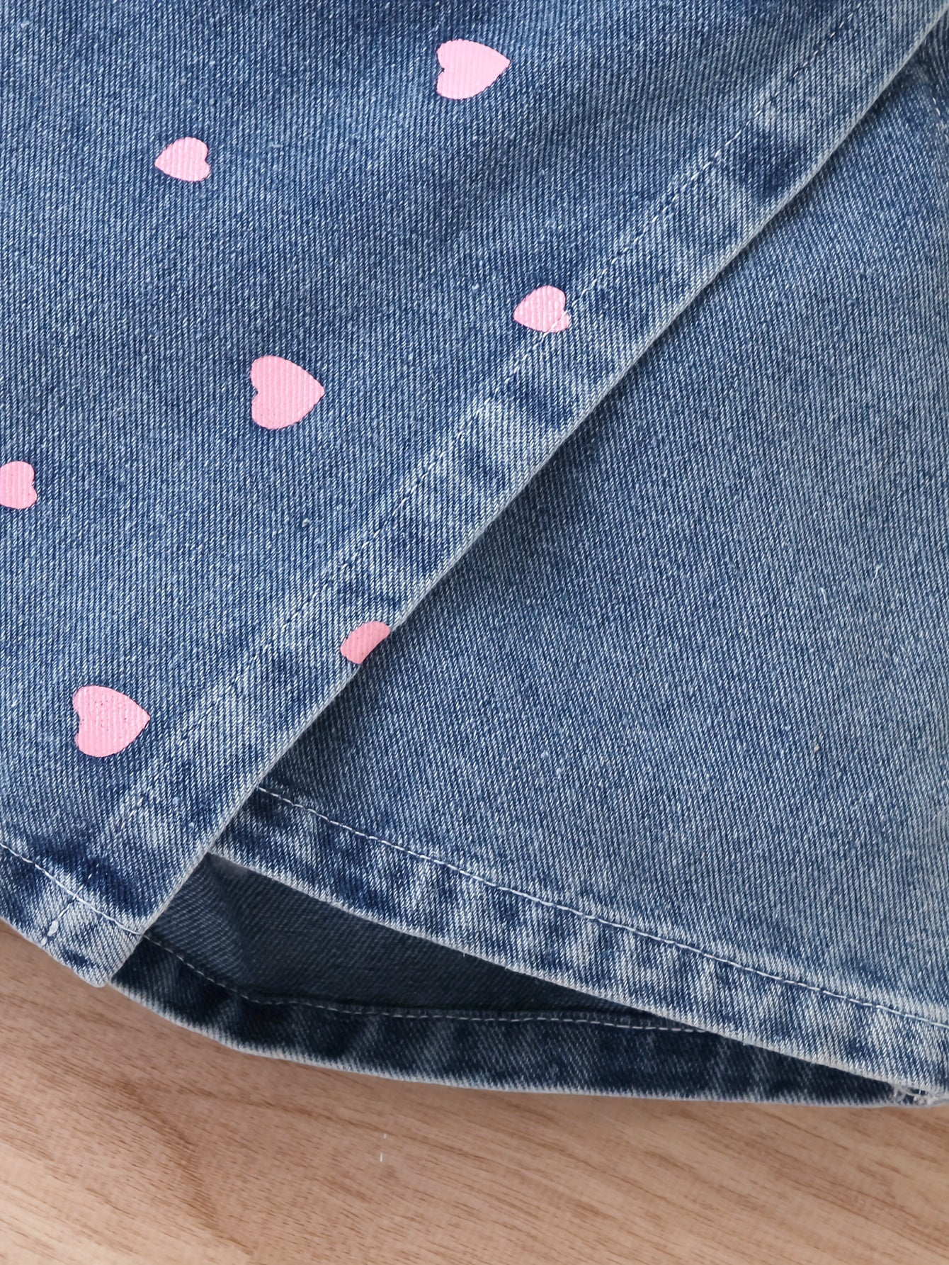 Girls' Denim Shorts with Daisy Flower Print for Summer Holiday Wear