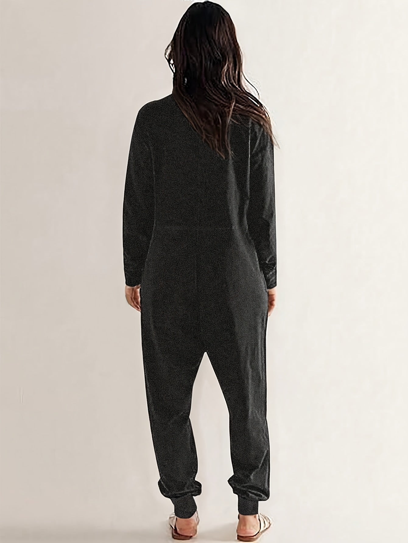 Mono sin mangas de talla grande para mujer con escote en V profundo y hombros caídos, color negro