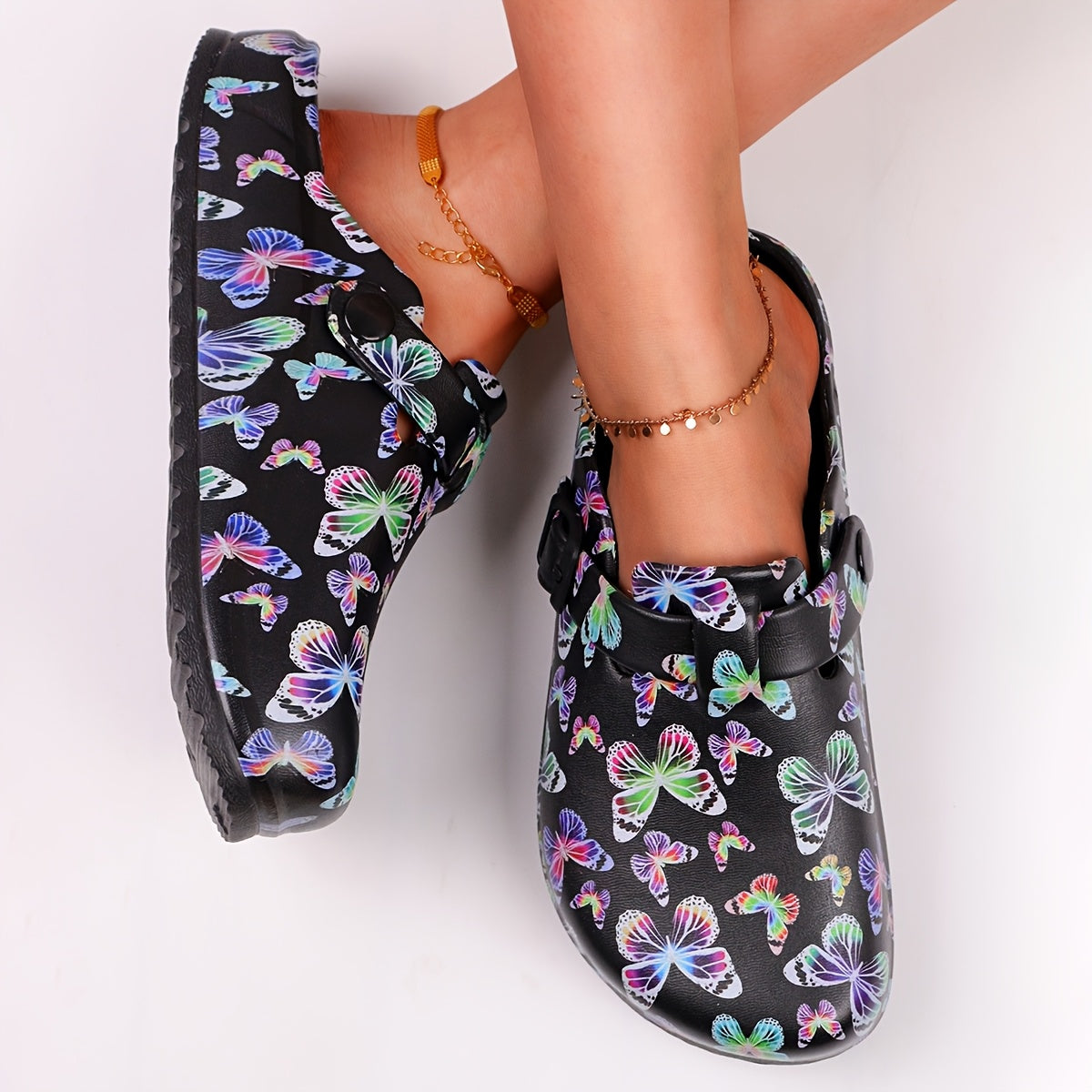 Women's Butterfly Pattern EVA Clogs Non-Slip Quick-Dry Slippers for Beach Garden
