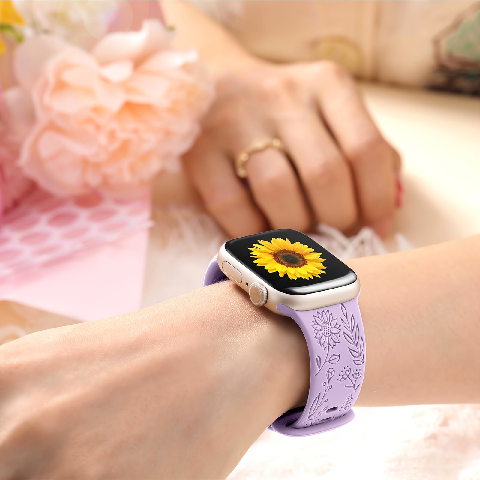 Women's Floral Silicone Apple Watch Band Compatible with Series 1-9 and Ultra