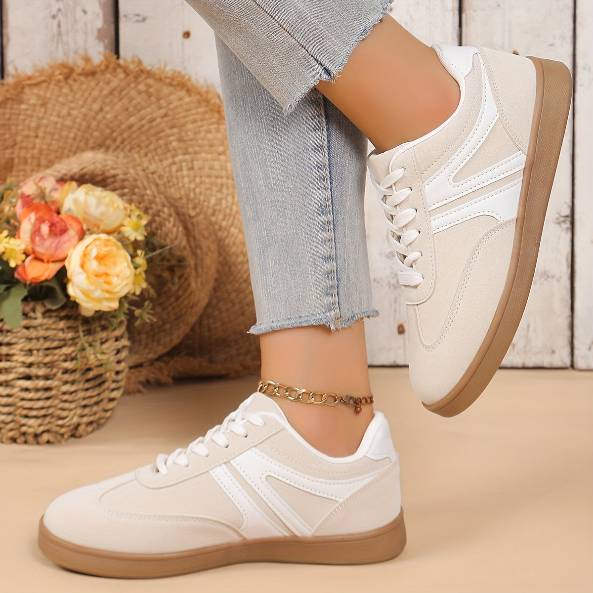 Women's Breathable Knit Sneakers Low Top Solid Color Summer Walking Jogging