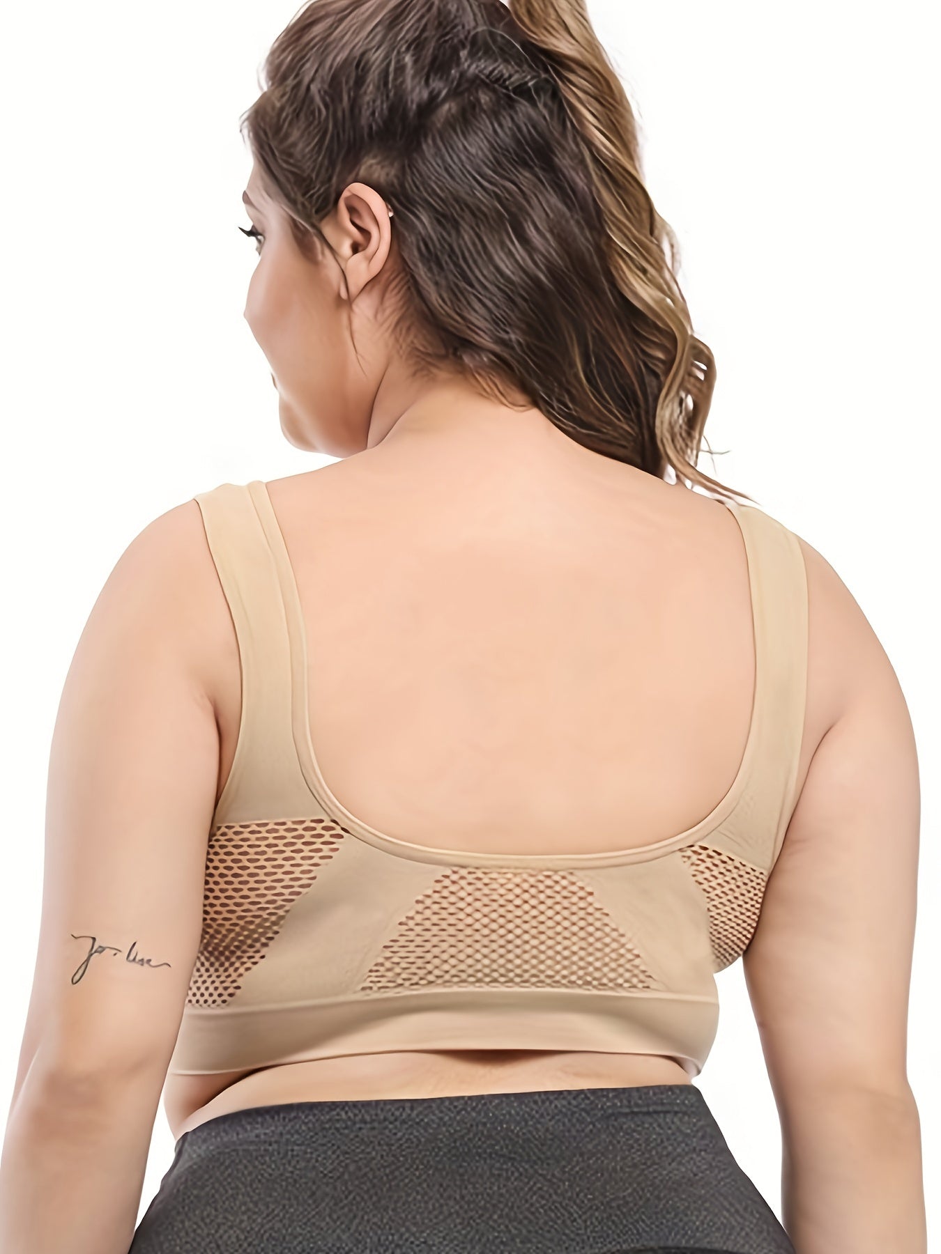 Plus Size Sports Bras 7-Pack Nylon Breathable Mesh Removable Pads