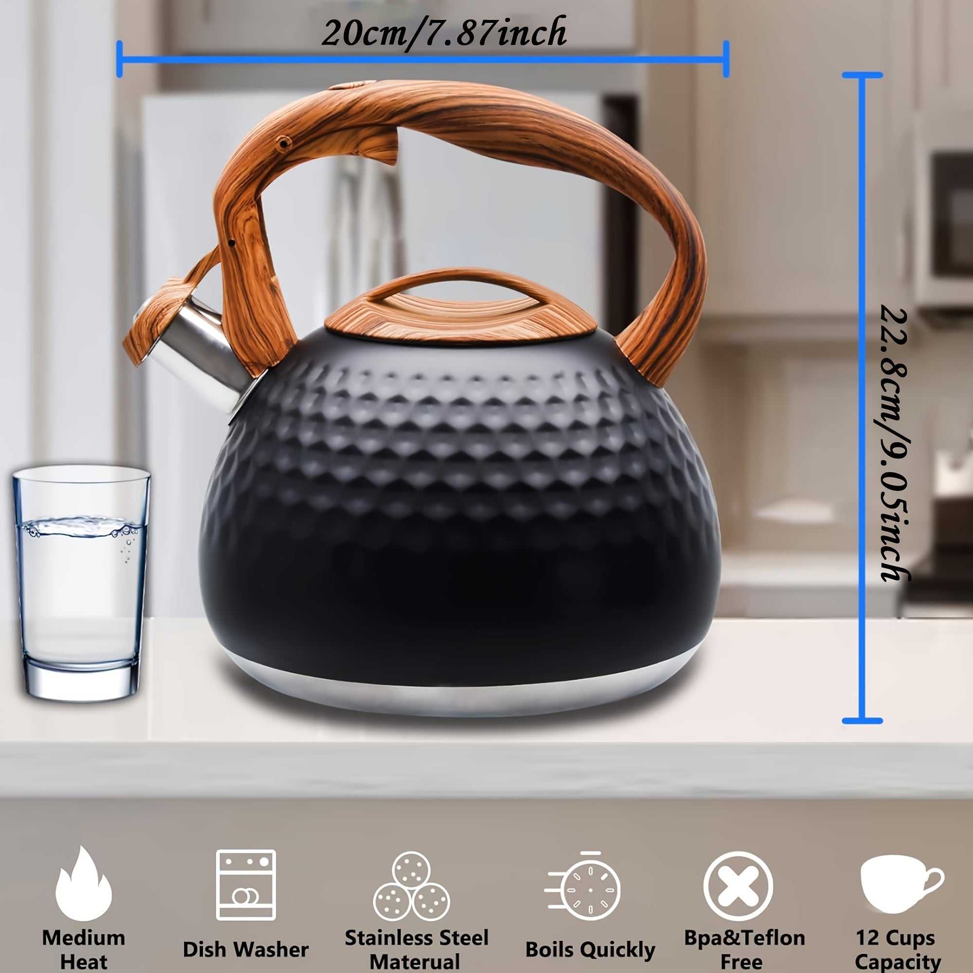 1 штука громко свистящего чайника из тяжелой нержавеющей стали черного цвета с ручкой под дерево. Этот уникальный чайник предназначен для кипячения воды, кофе или молока и оснащен кнопочным управлением. Его емкость составляет 3 литра.