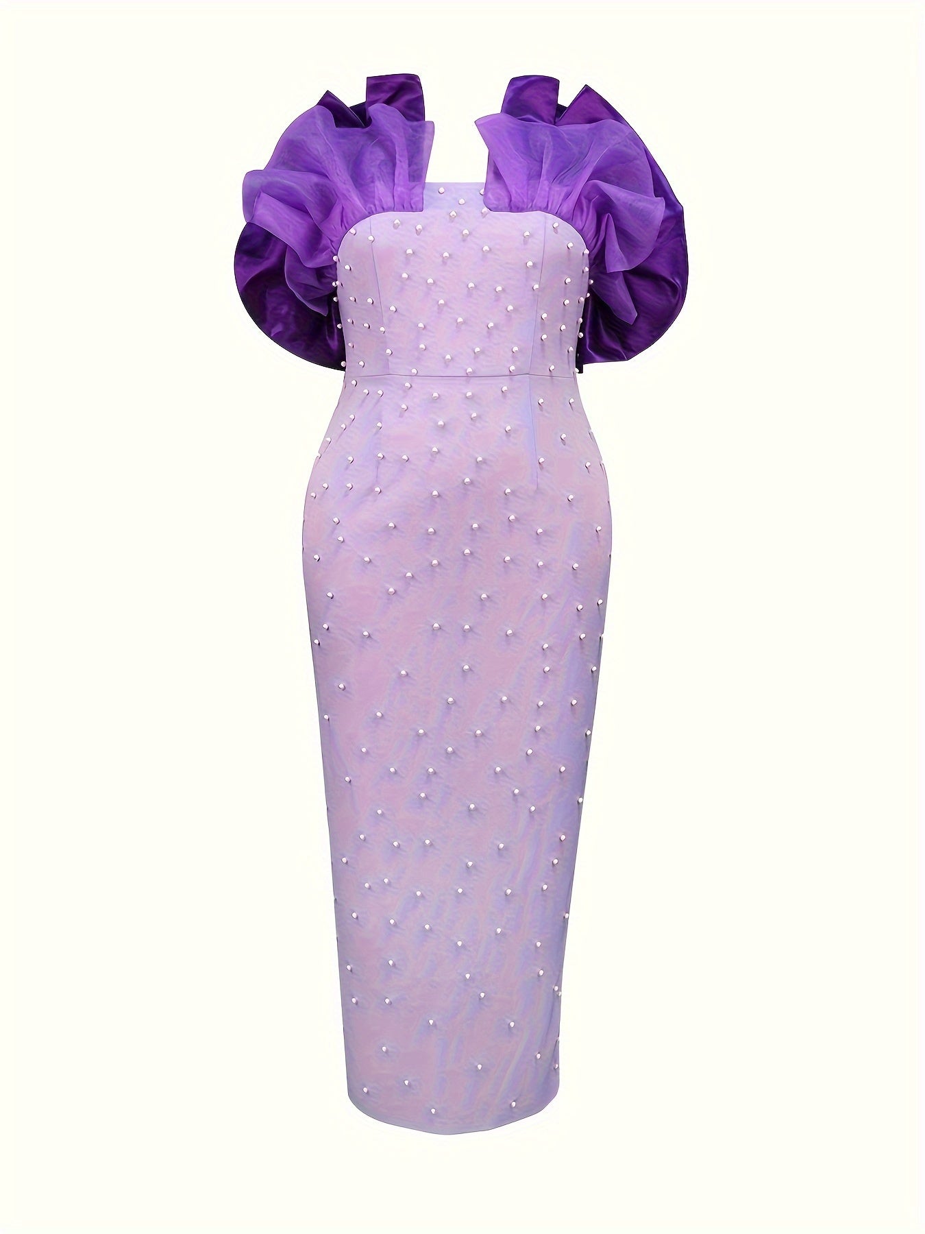 Plus o'lcham rangblok bejli bezakli bezsiz kiyingan kiyingan libos bayram va banket uchun