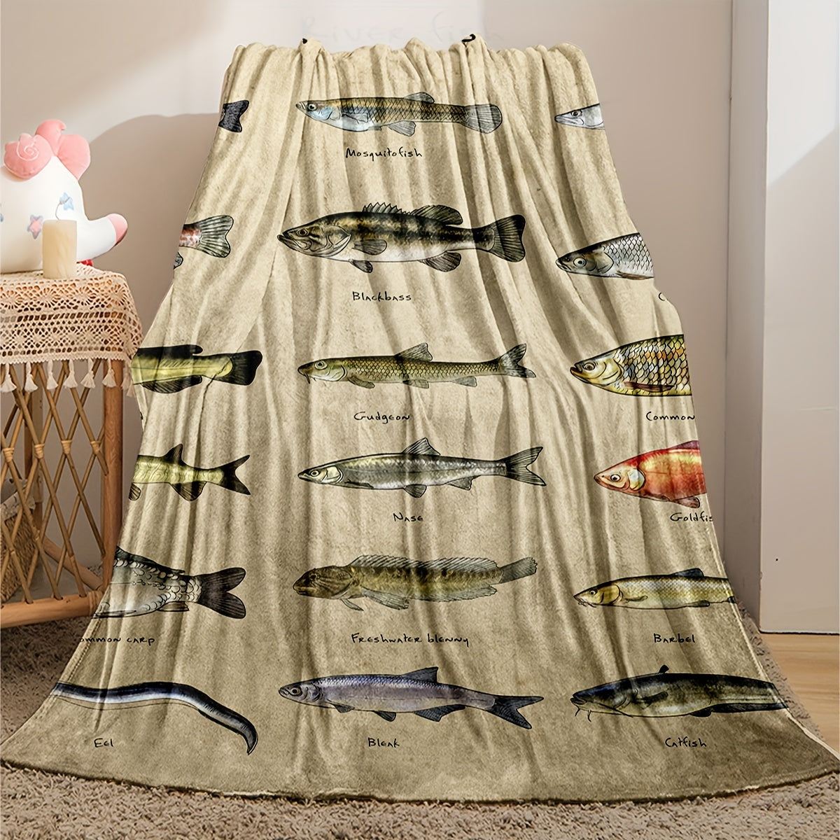 Fish-Themed Flannel Throw Blanket for Couch Bed Travel Soft Warm Multiple Sizes