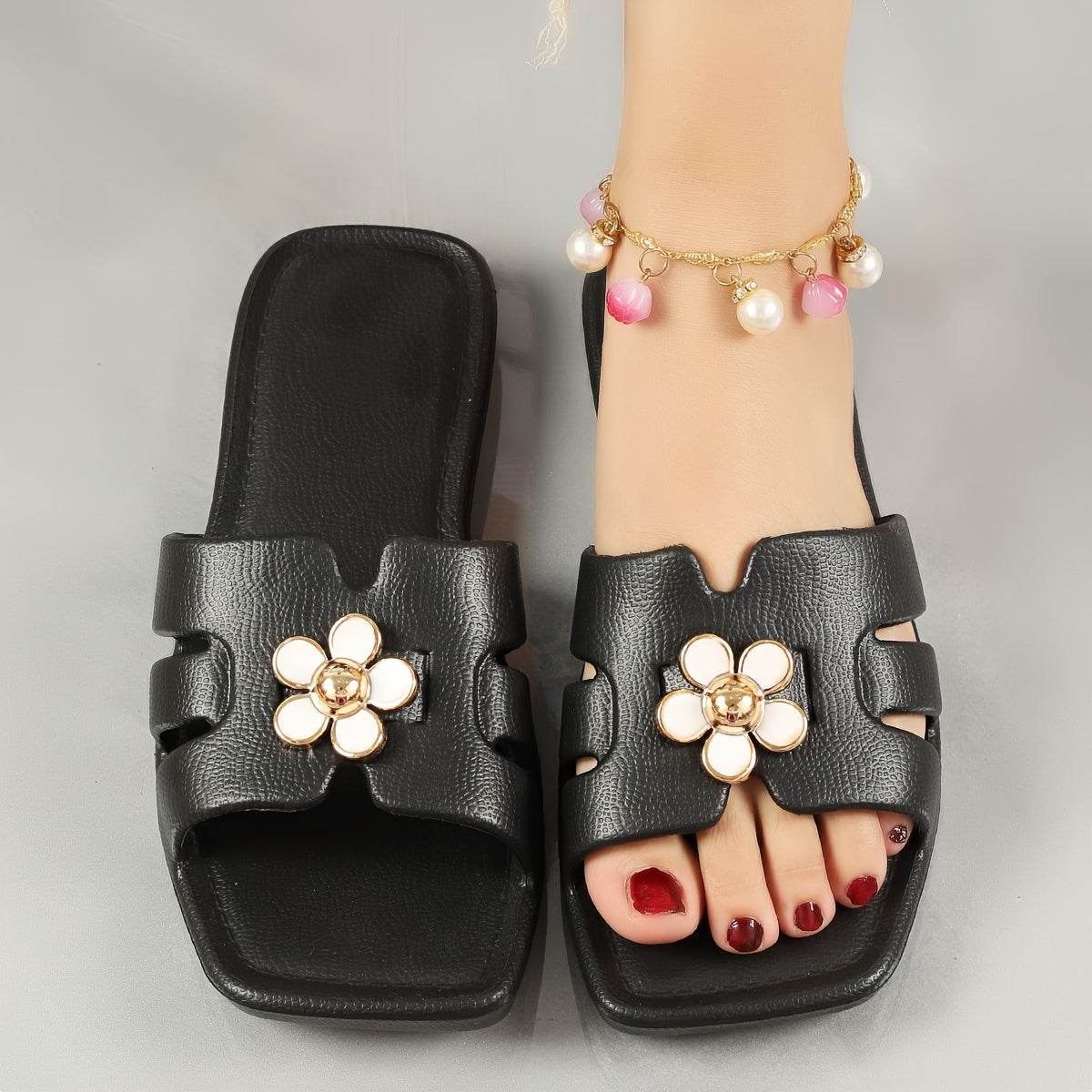 Women's Butterfly Decor Flat Slides with Square Open Toe Casual Summer Beach Shoes