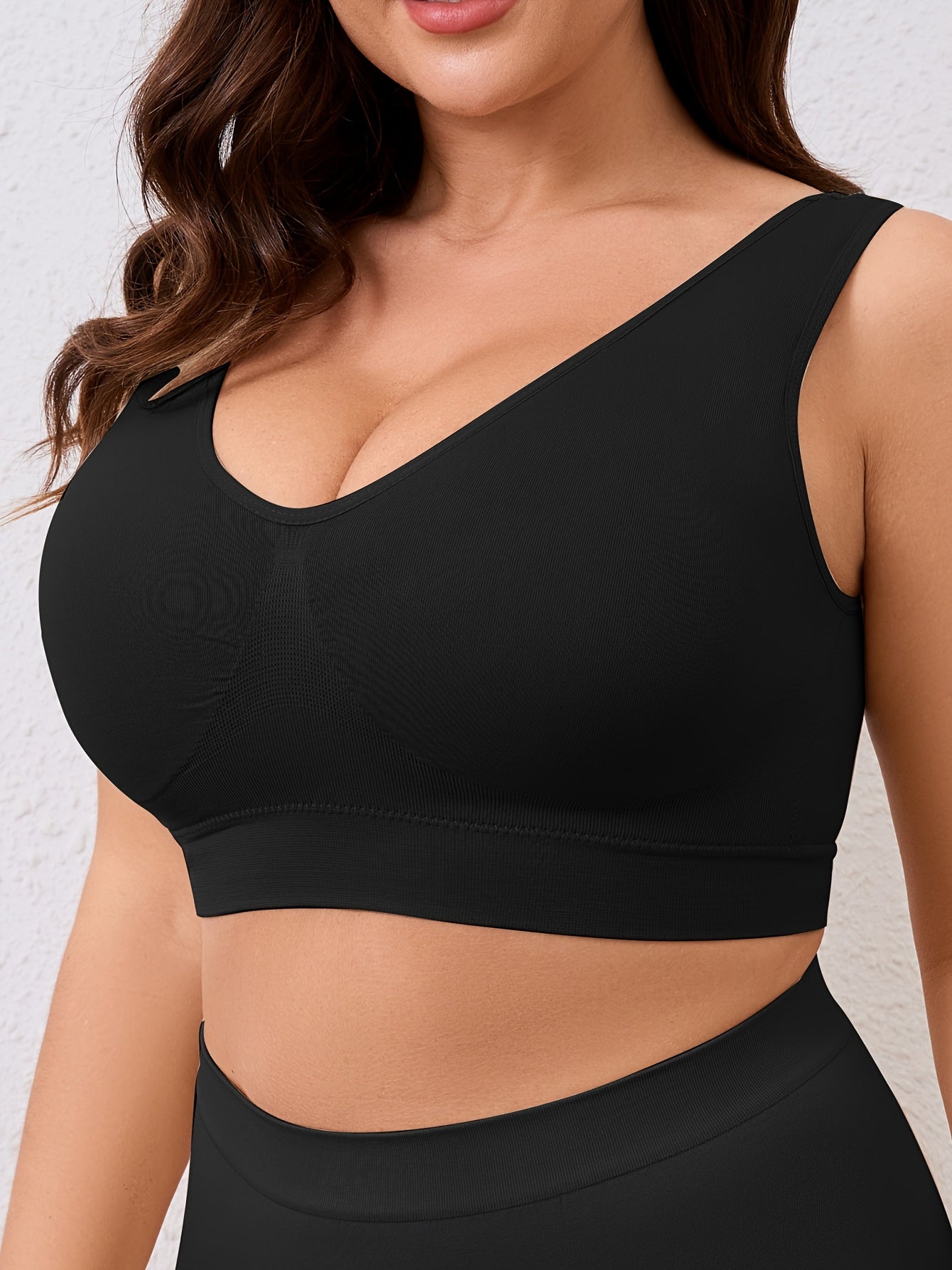 Women's Plus Size Sports Bras Breathable Wireless No-Pad Activewear Set