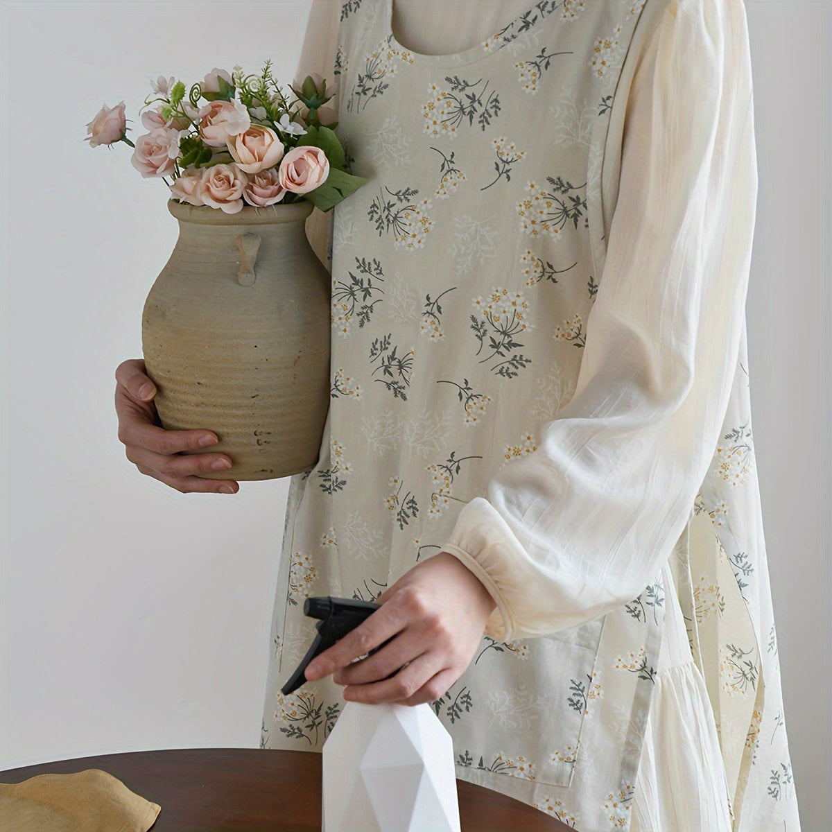 Korean Style Kitchen Apron Woven Fabric Adjustable Waist Tie Family Use