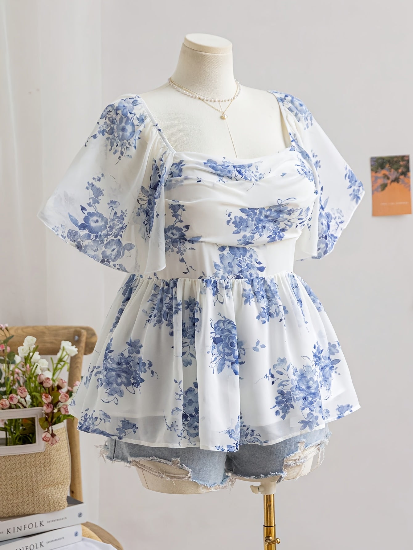 Plus Size Women's Floral Print A-Line Top Ruffled Neck Short Sleeve Polyester