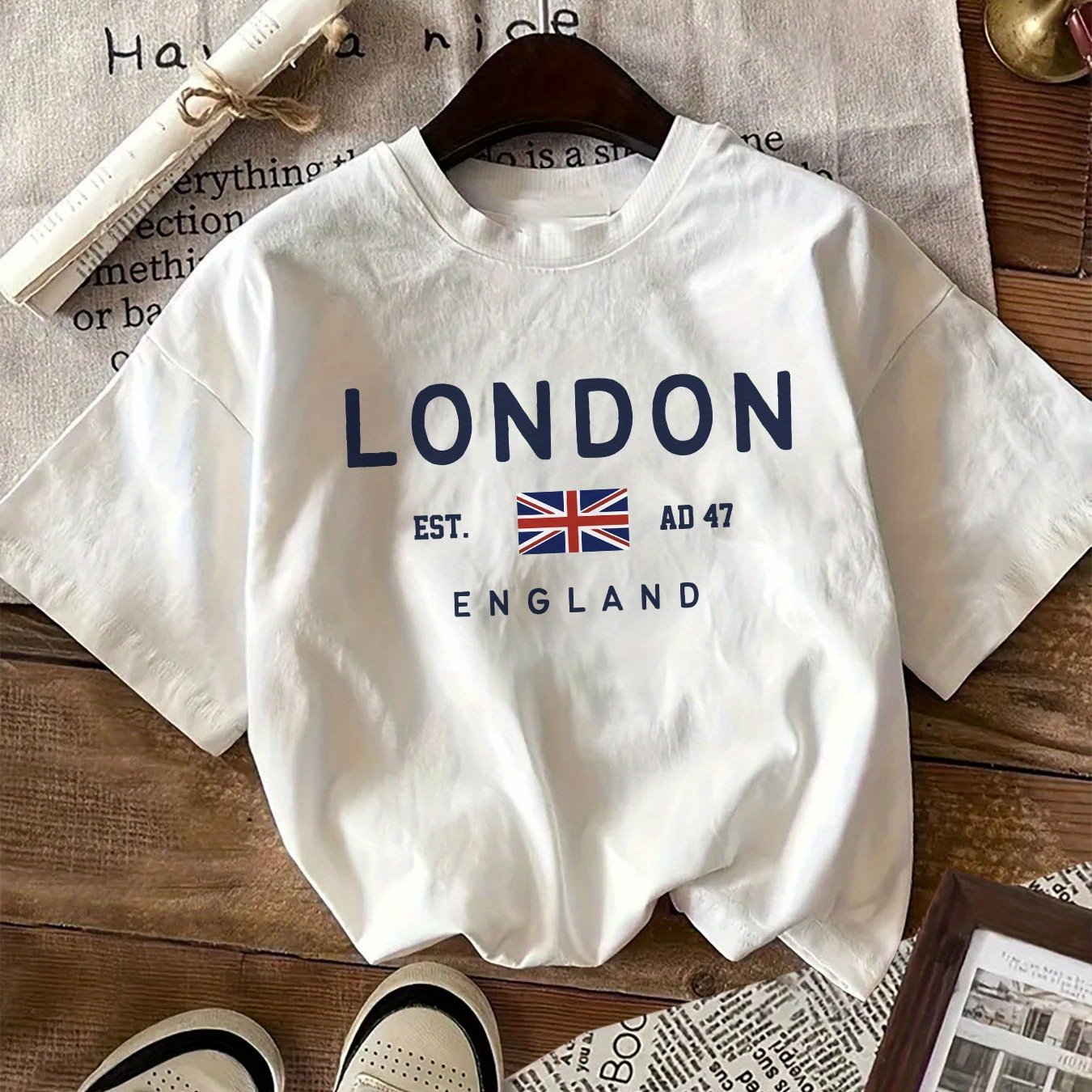 Футболка для женщин с графическим принтом Лондон из трикотажной ткани, короткие рукава, круглый вырез, обычная длина, универсальная футболка - 180 г/м².