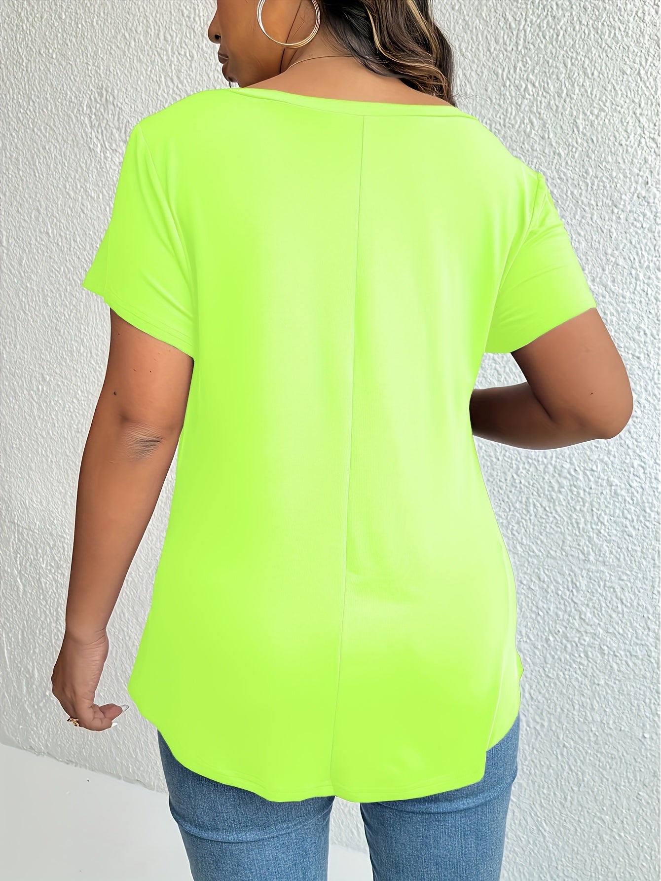 Women's Plus Size V-Neck T-Shirt Summer Graphic Short Sleeve Loose Fit