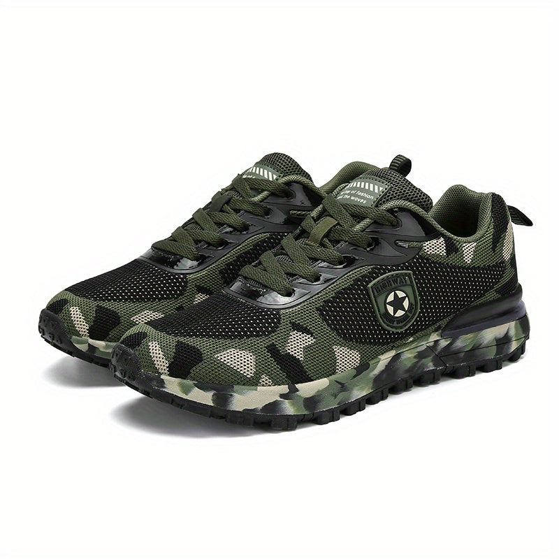 Men's Camouflage Low Top Sneakers for Outdoor Activities Lightweight Non-Slip Fabric