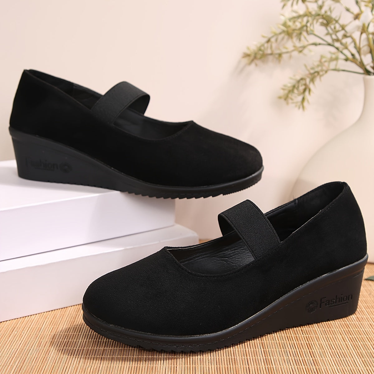 Women's Retro Wedge Shoes Leather Casual Comfortable Round Toe