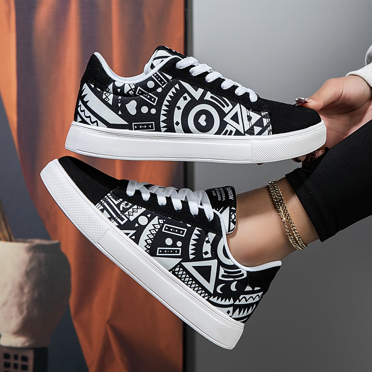 Unisex Geometric Pattern Casual Sneakers Lightweight Fabric Low Top EVA Sole