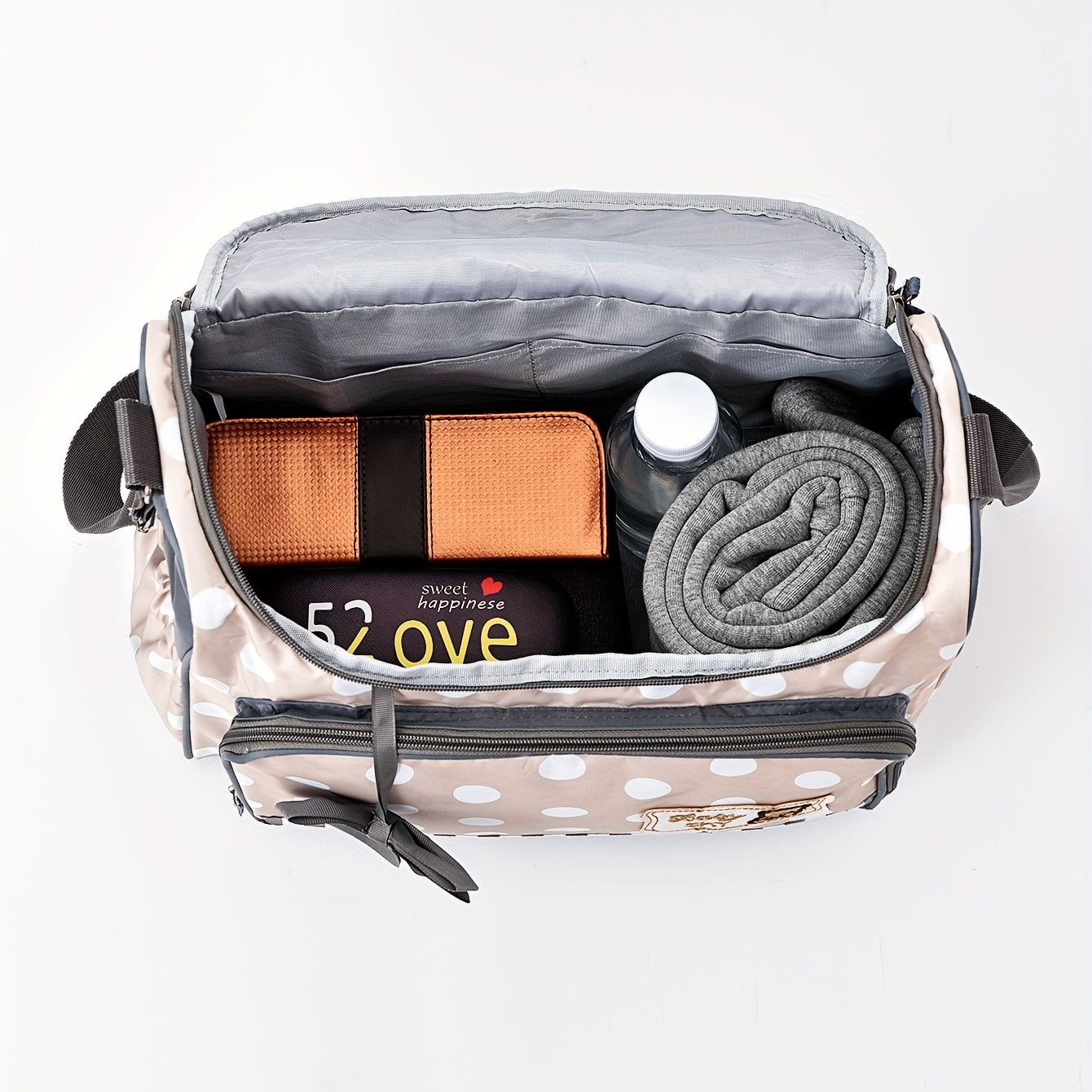 Large Capacity Diaper Bag for Parents with Polka Dot Print and Single Shoulder Design