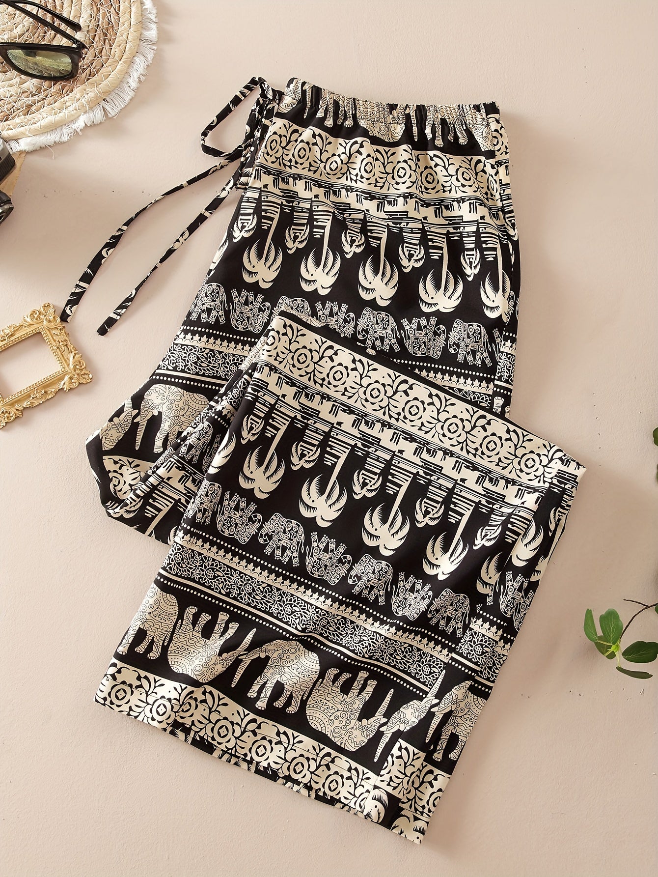 Katta o'lchamdagi ayollar shimlari