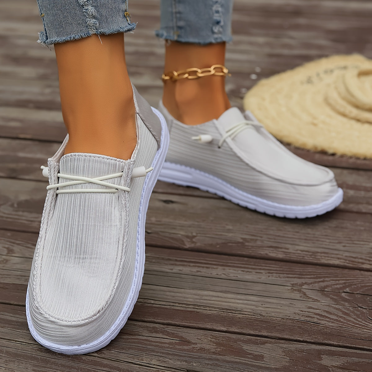 Women's Canvas Slip-On Flat Shoes Breathable Loafers Walking Shoes