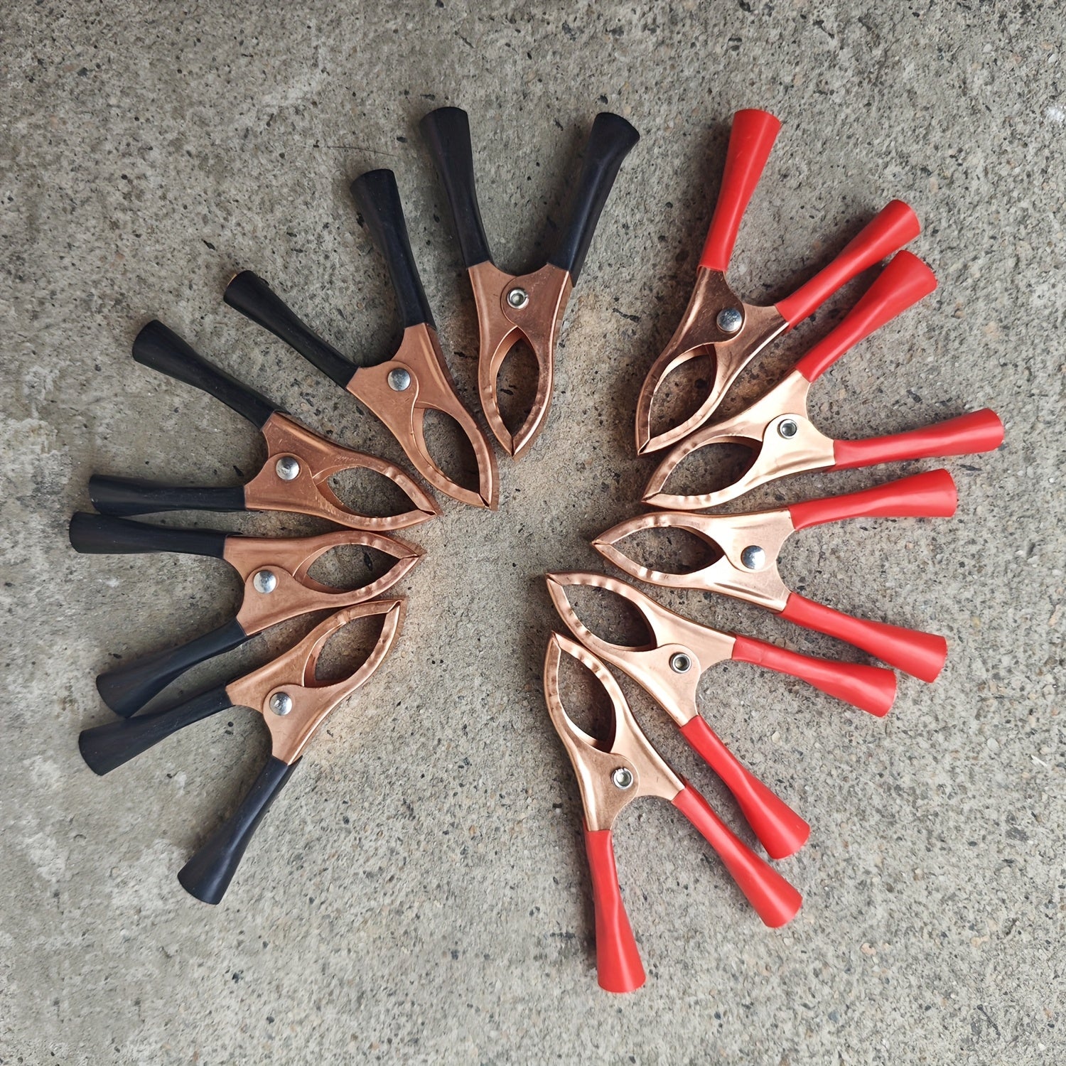 10 piezas de clips de batería de coche con recubrimiento de cobre en rojo y negro, cables, pinza de carga, herramienta