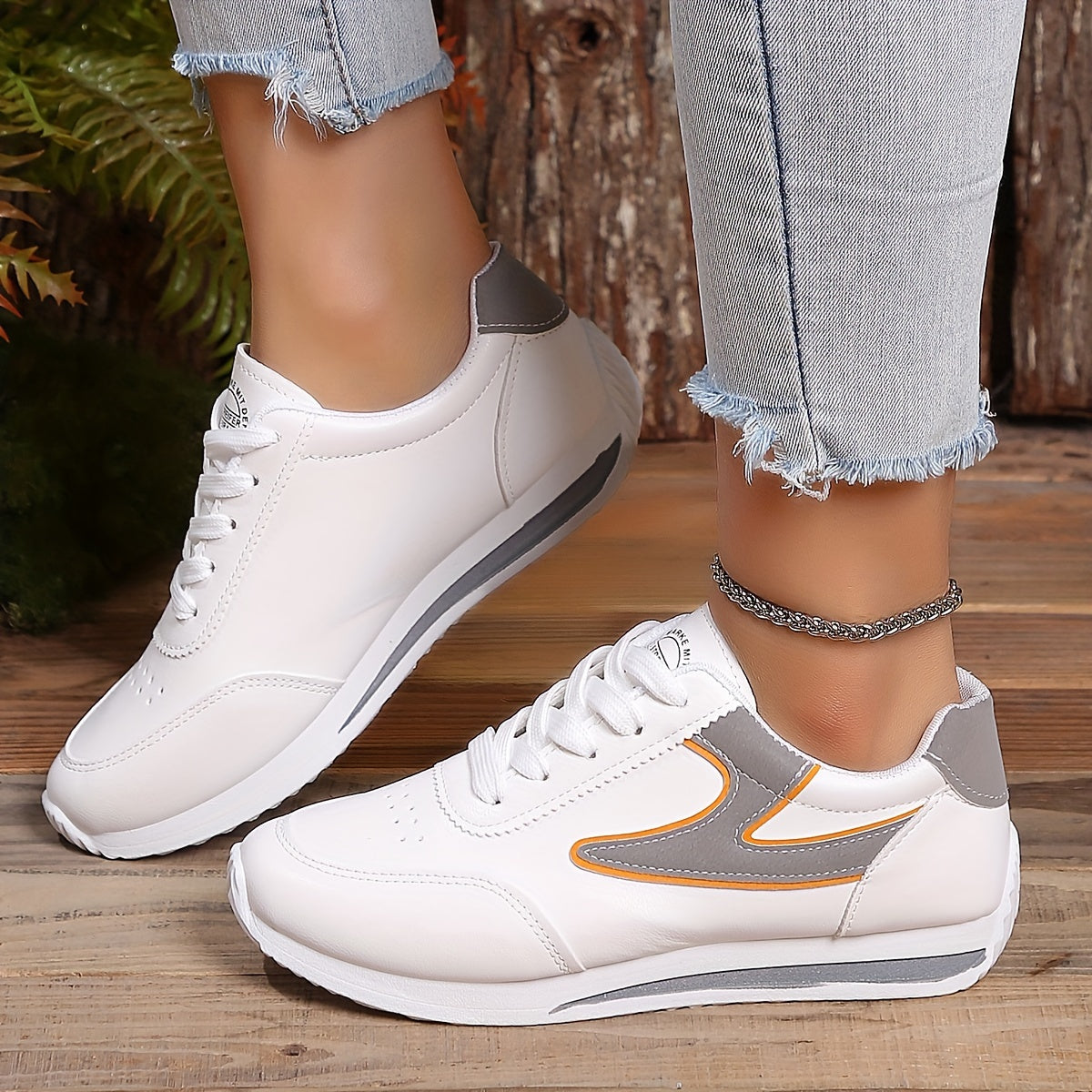 Women's Casual Flat Sneakers Low Top Lace-Up All-Season Man-Made Materials