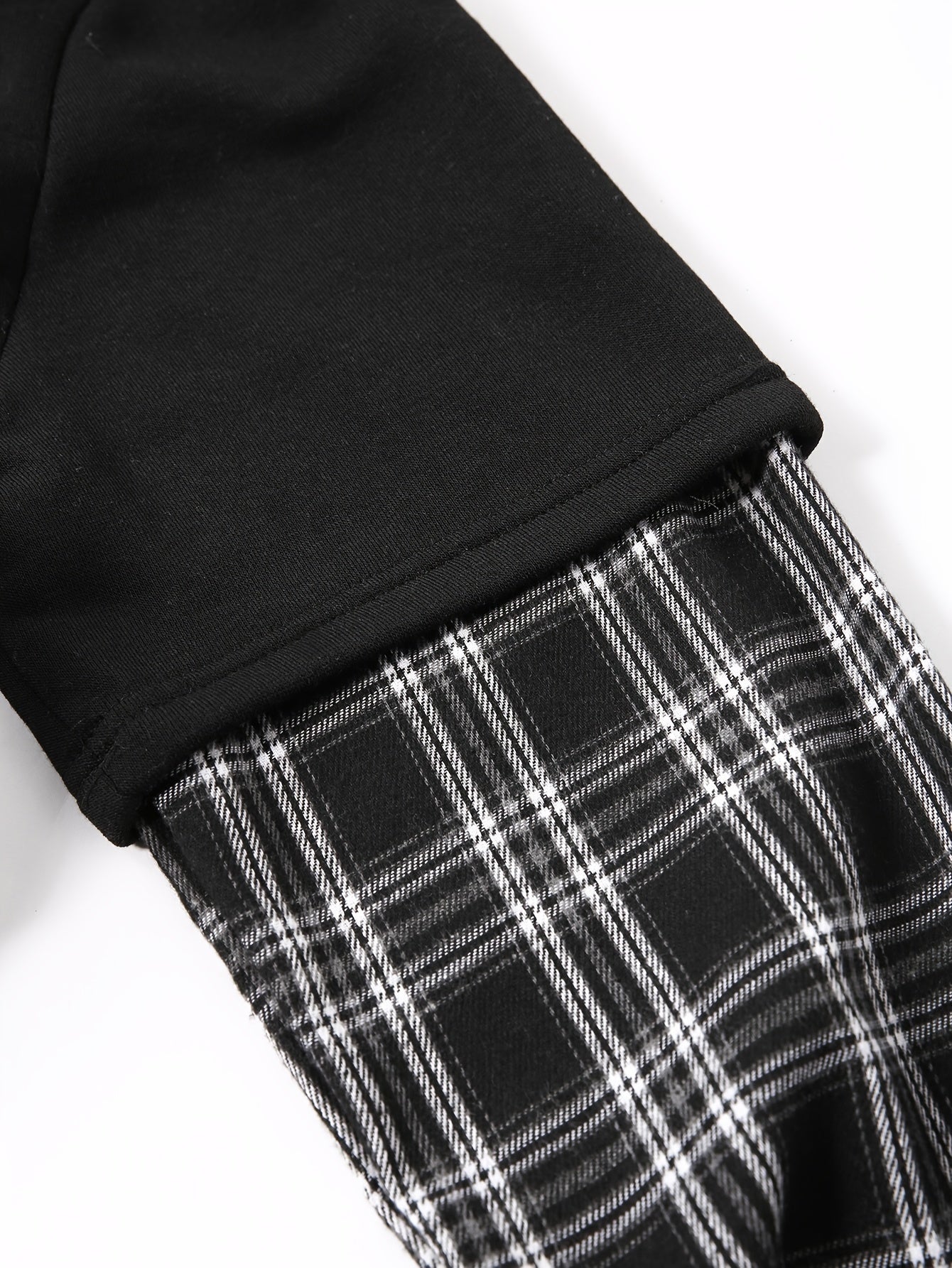 Erkaklar uchun to'qimalar naqshidagi kapüşonli sviter, cho'ntak bilan, bahor va kuzda dam olish kiyimlari uchun mukammal.