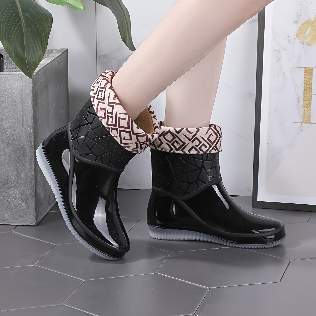 Women's Short Rain Boots Waterproof PVC Glossy Non-Slip Winter Shoes