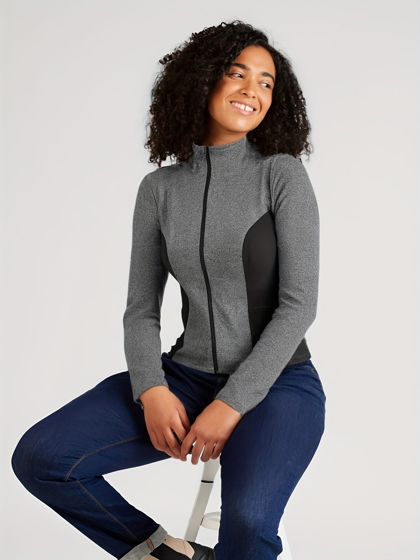 Chaqueta atlética de tallas grandes para mujer, transpirable y elástica, con cremallera para correr, negra y gris