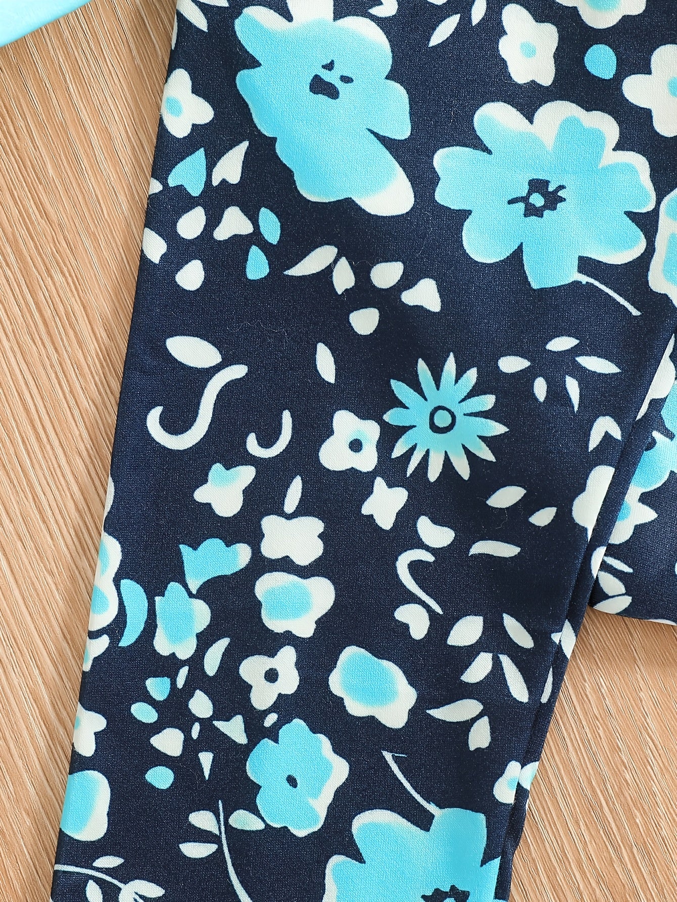 Girls Party T-Shirt Set with Floral Print Drop Shoulder Short Sleeve Cropped Jegging Pants for Girls 12 and Under